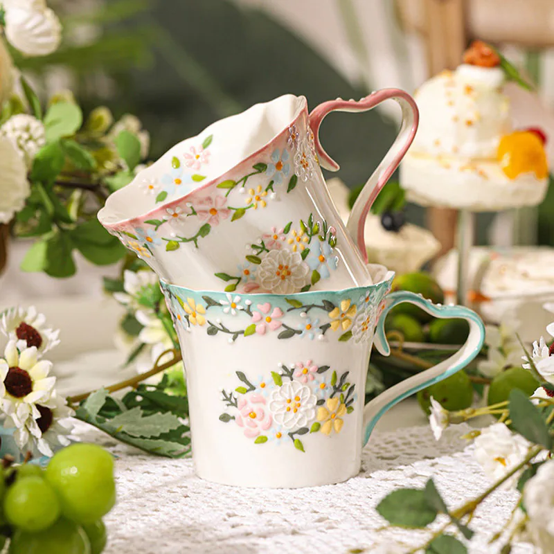 3D-Embossed-Flower-Ceramic-Coffee-Tea-Mug-with-Heart-Shaped-Handle03.webp
