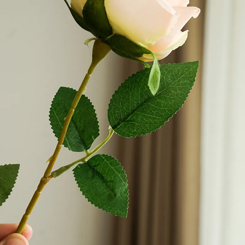 Artificial-3-Head-Royal-Rose-Faux-Flowers-for-Dining-Table-Home-Decor09.webp