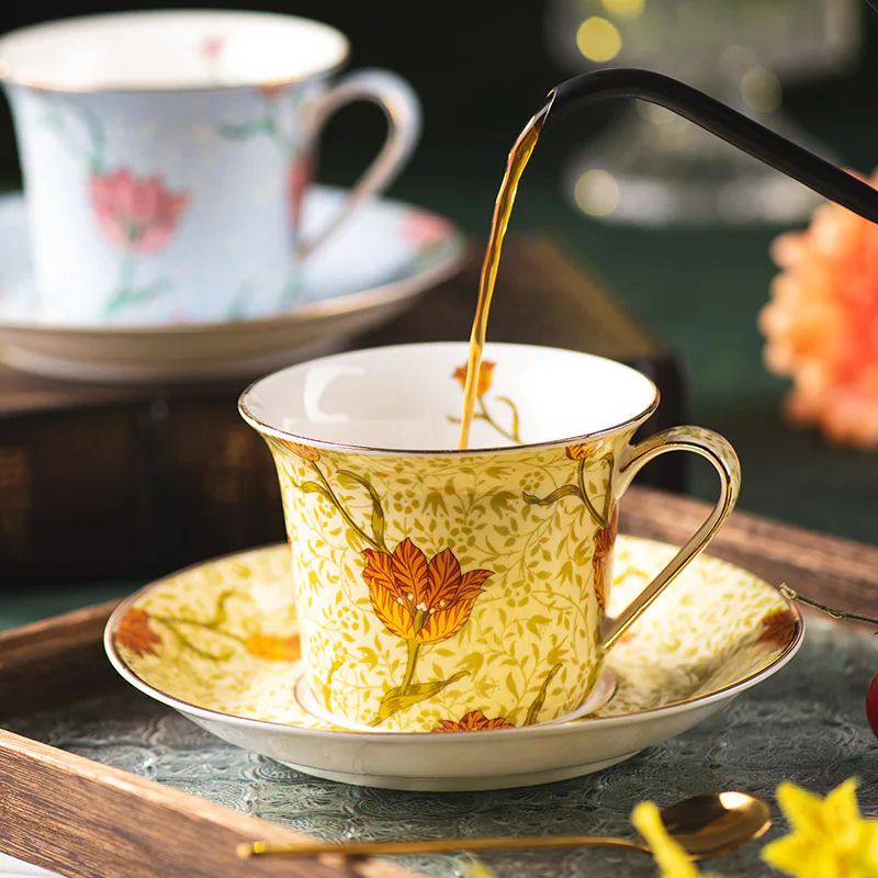 Chic-Tulip-Floral-Ceramic-Afternoon-Tea-Milk-Coffee-Cup-Saucer-Set-Gift04.webp