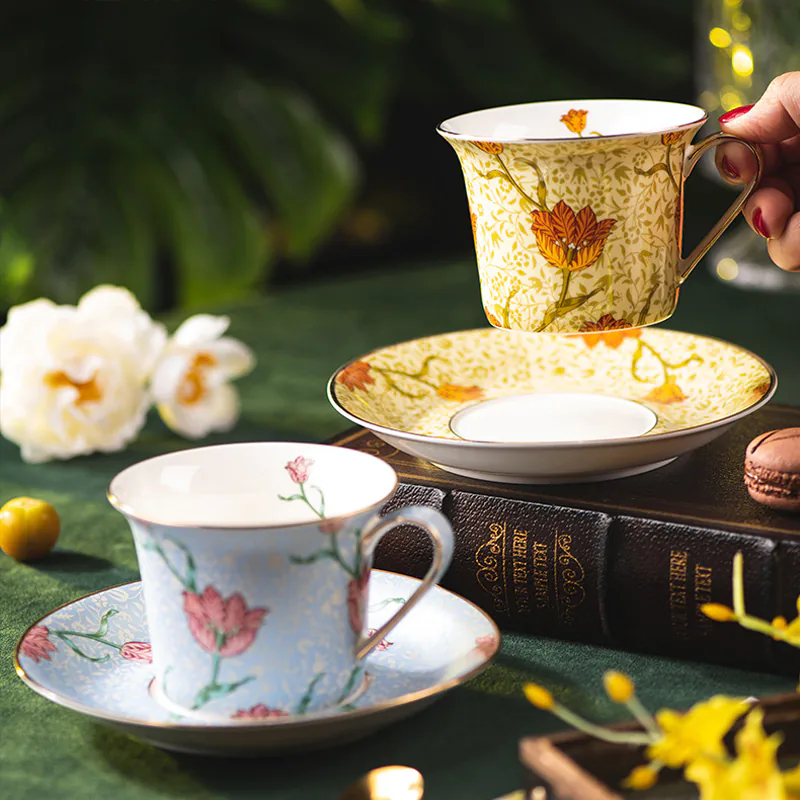 Chic-Tulip-Floral-Ceramic-Afternoon-Tea-Milk-Coffee-Cup-Saucer-Set-Gift06.webp