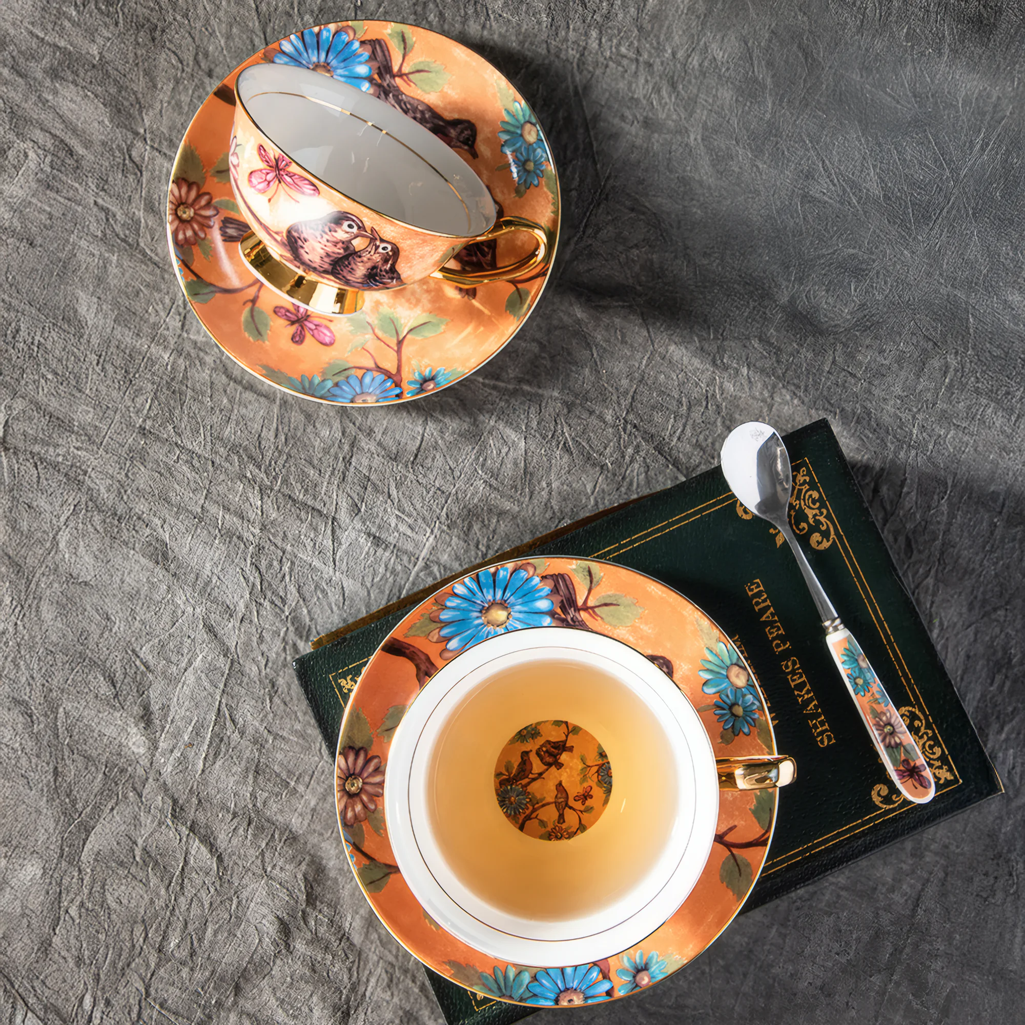 Elegant-European-Bone-China-Coffee-Cup-Saucer-Set-Housewarming-Gift03.webp