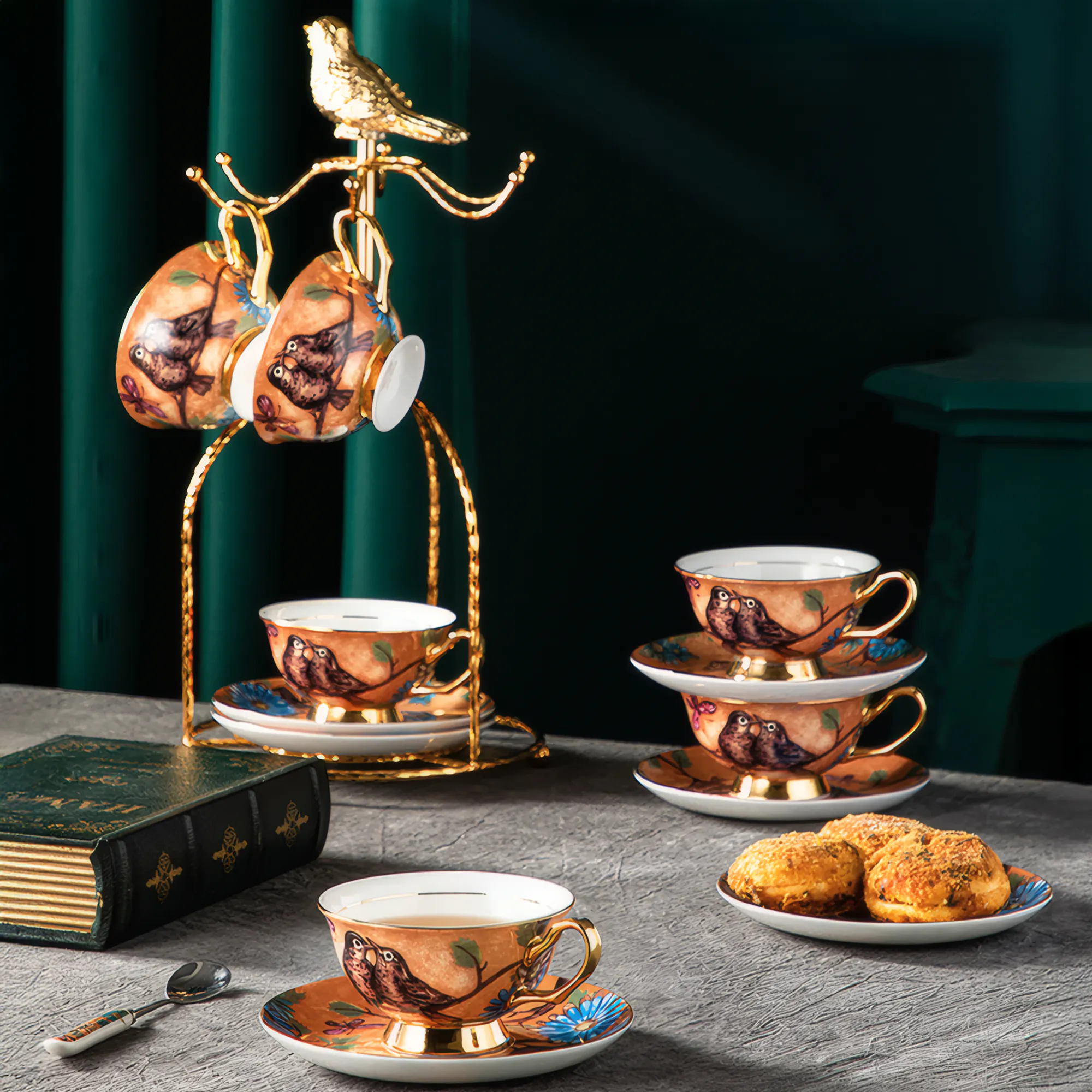Elegant-European-Bone-China-Coffee-Cup-Saucer-Set-Housewarming-Gift06.webp