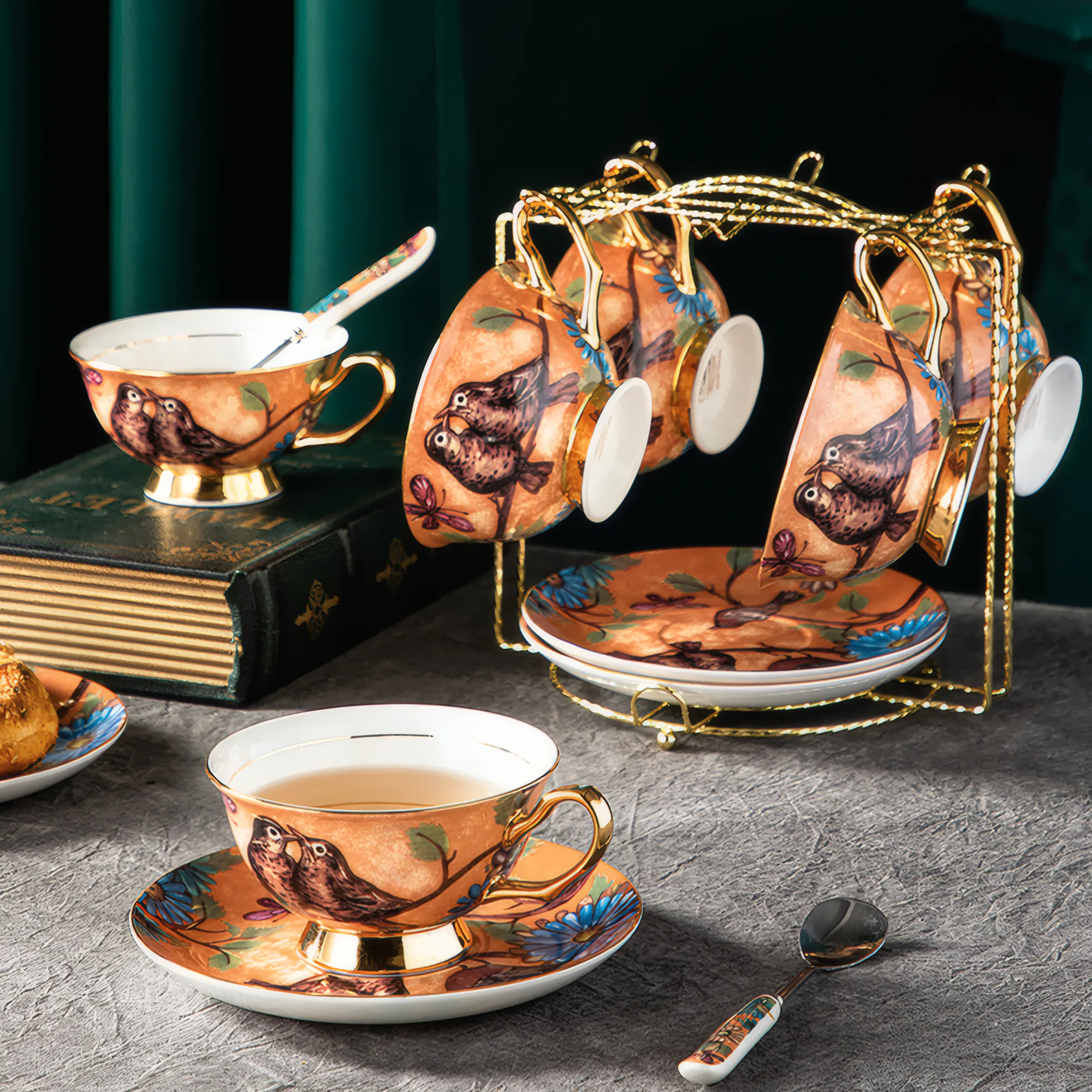 Elegant-European-Bone-China-Coffee-Cup-Saucer-Set-Housewarming-Gift07.webp