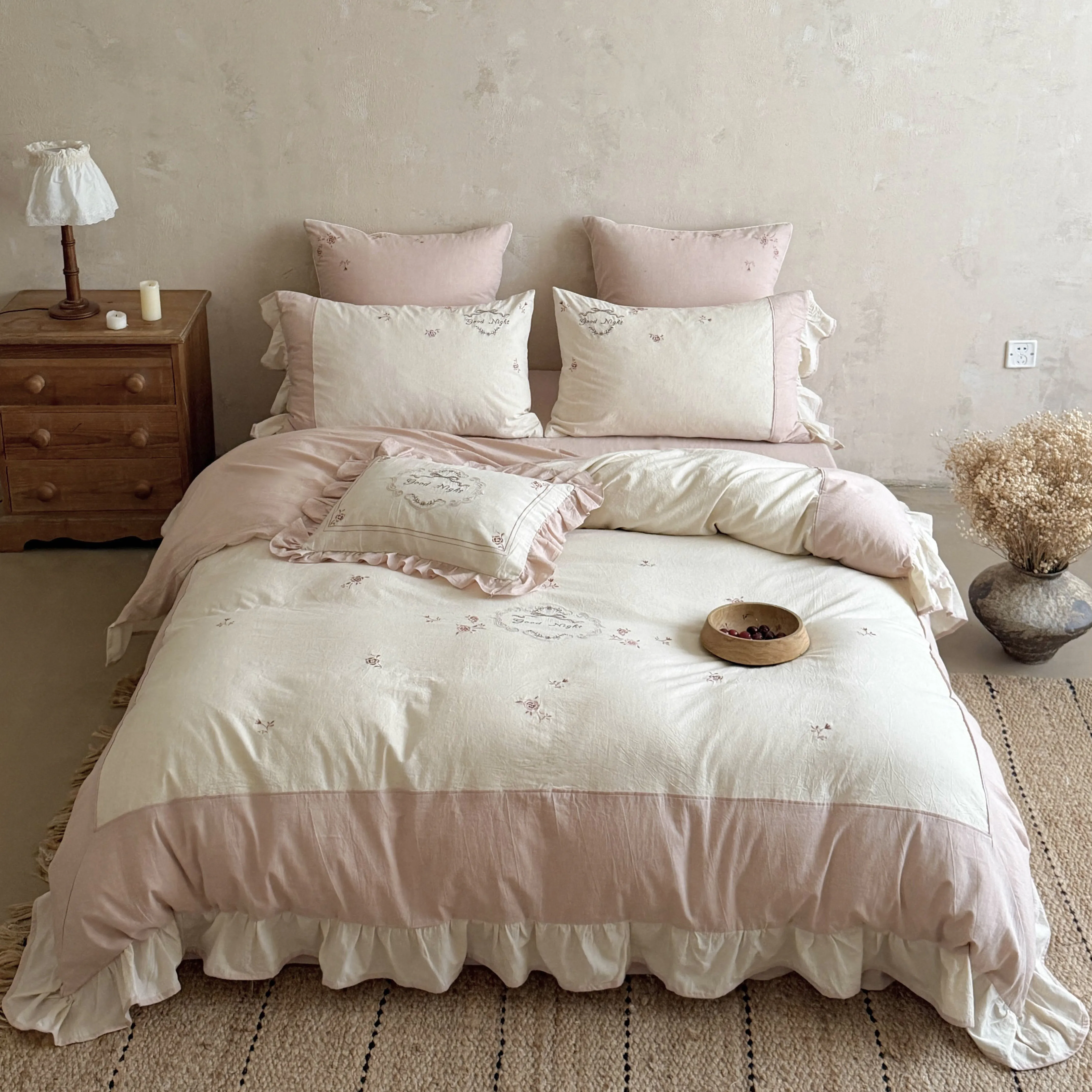French Country Style Embroidered Soft Cotton Linen Four Piece Bedding Set01