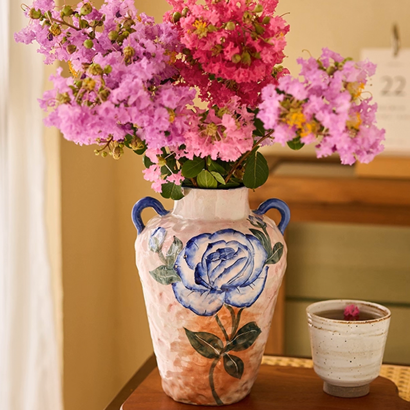 Handmade-Jingdezhen-Blue-and-White-Rose-Ceramic-Vase-for-Flowers04.webp