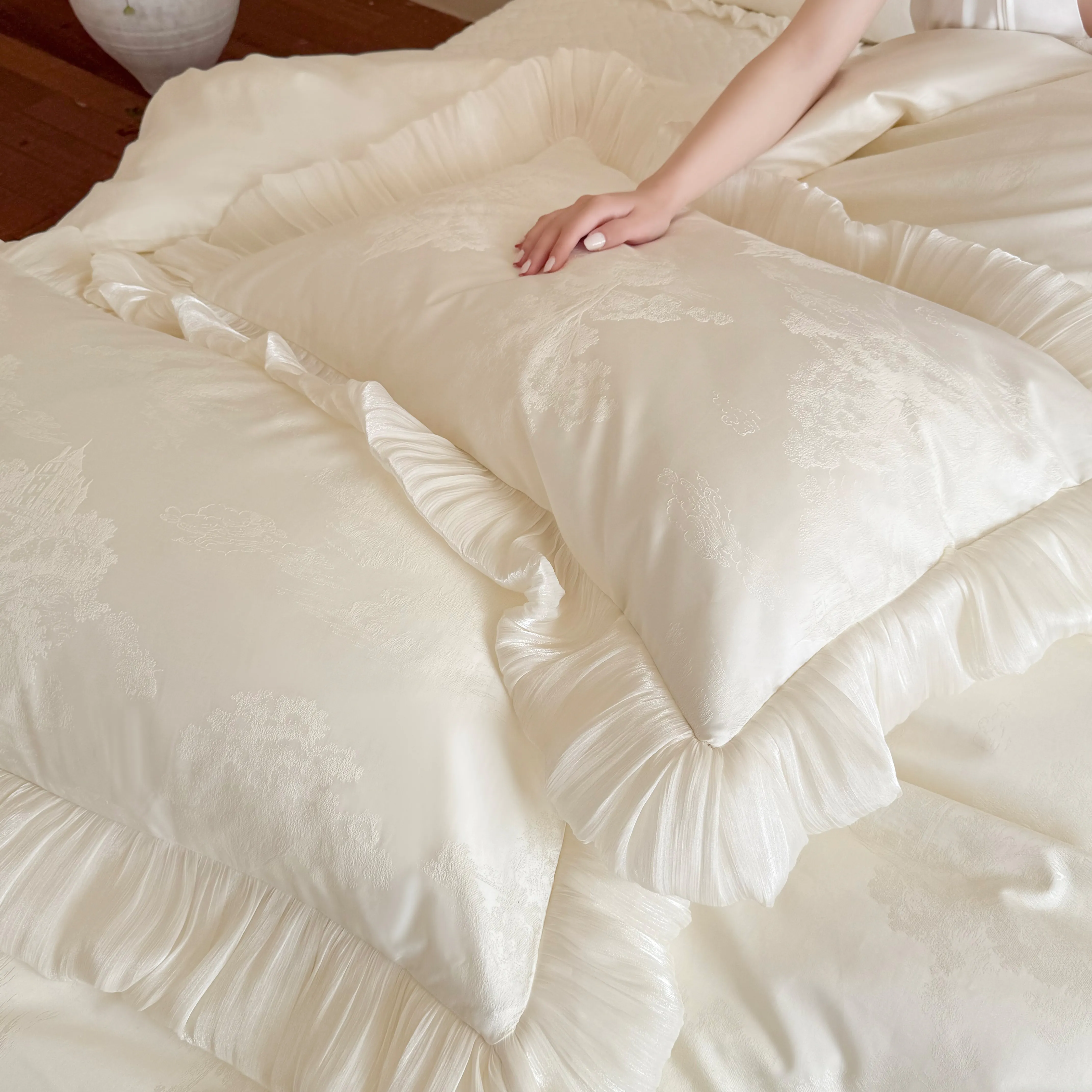 Luxurious Vintage 100s Double-Ply Long-Staple Cotton Ruffled Bedding Set19 Luxurious Vintage 100s Double Ply Long Staple Cotton Ruffled Bedding Set19