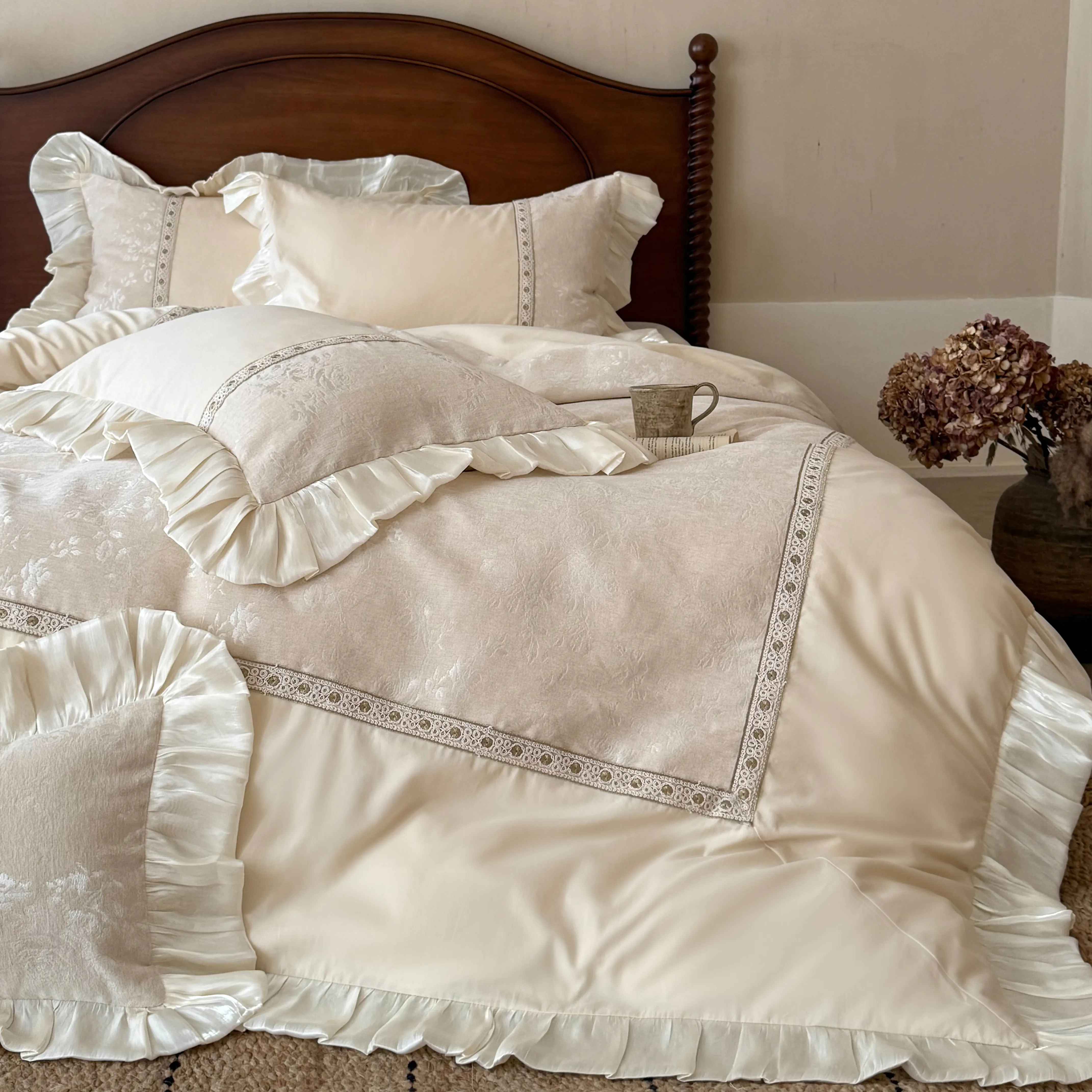 Luxury Cream Floral Jacquard Chenille Soft Brushed Cotton Quilt Cover Set07 Luxury Cream Floral Jacquard Chenille Soft Brushed Cotton Quilt Cover Set07