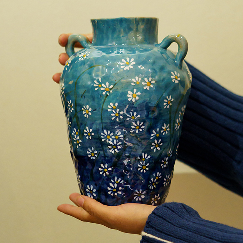 Retro-Art-Handmade-Underglaze-Daisy-Small-Ceramic-Vase-Hydroponics-Pot04.webp