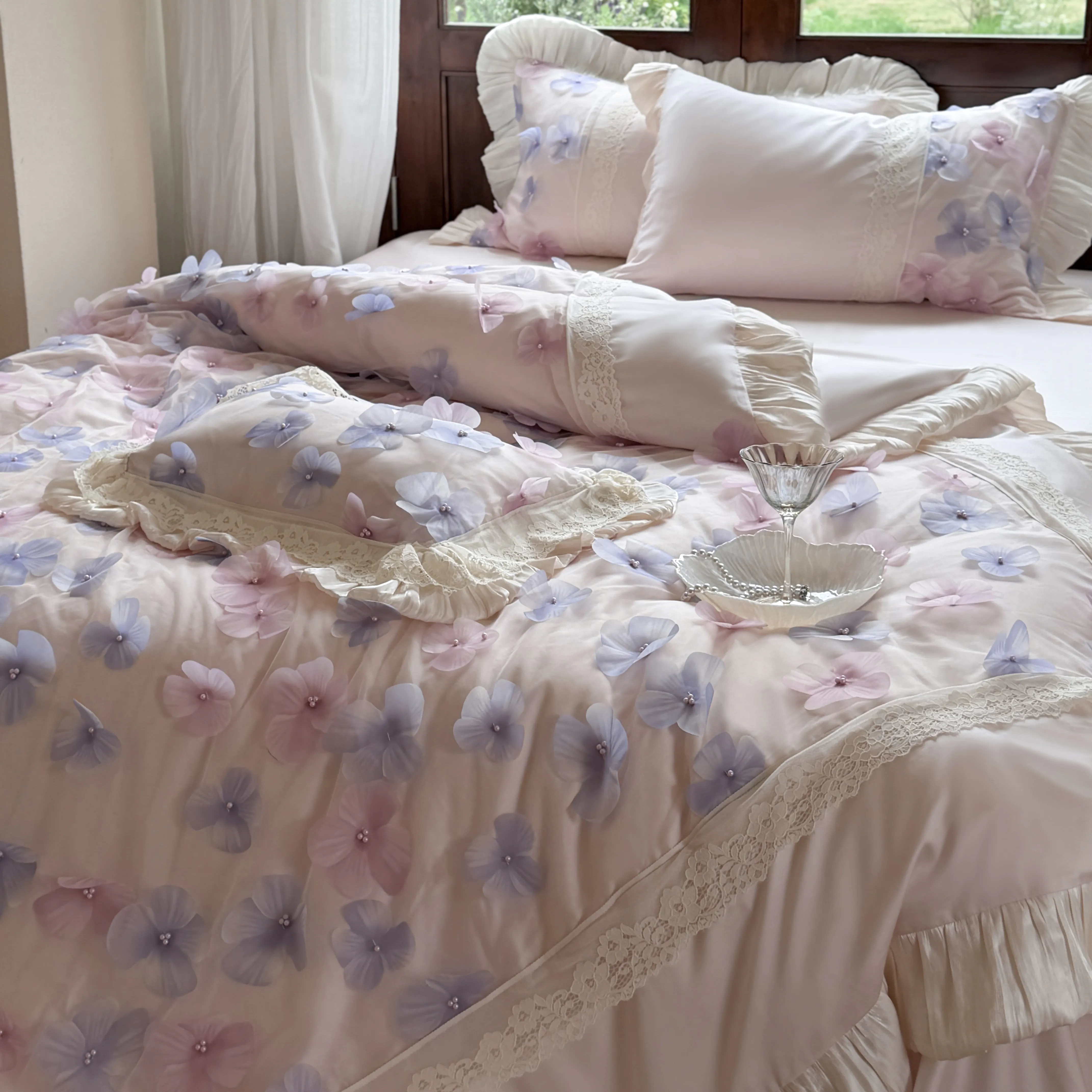Romantic Princess Blush Pink 3D Floral 100s Cotton Ruffle 4-Piece Bedding Set11 Romantic Princess Blush Pink 3D Floral 100s Cotton Ruffle 4 Piece Bedding Set11