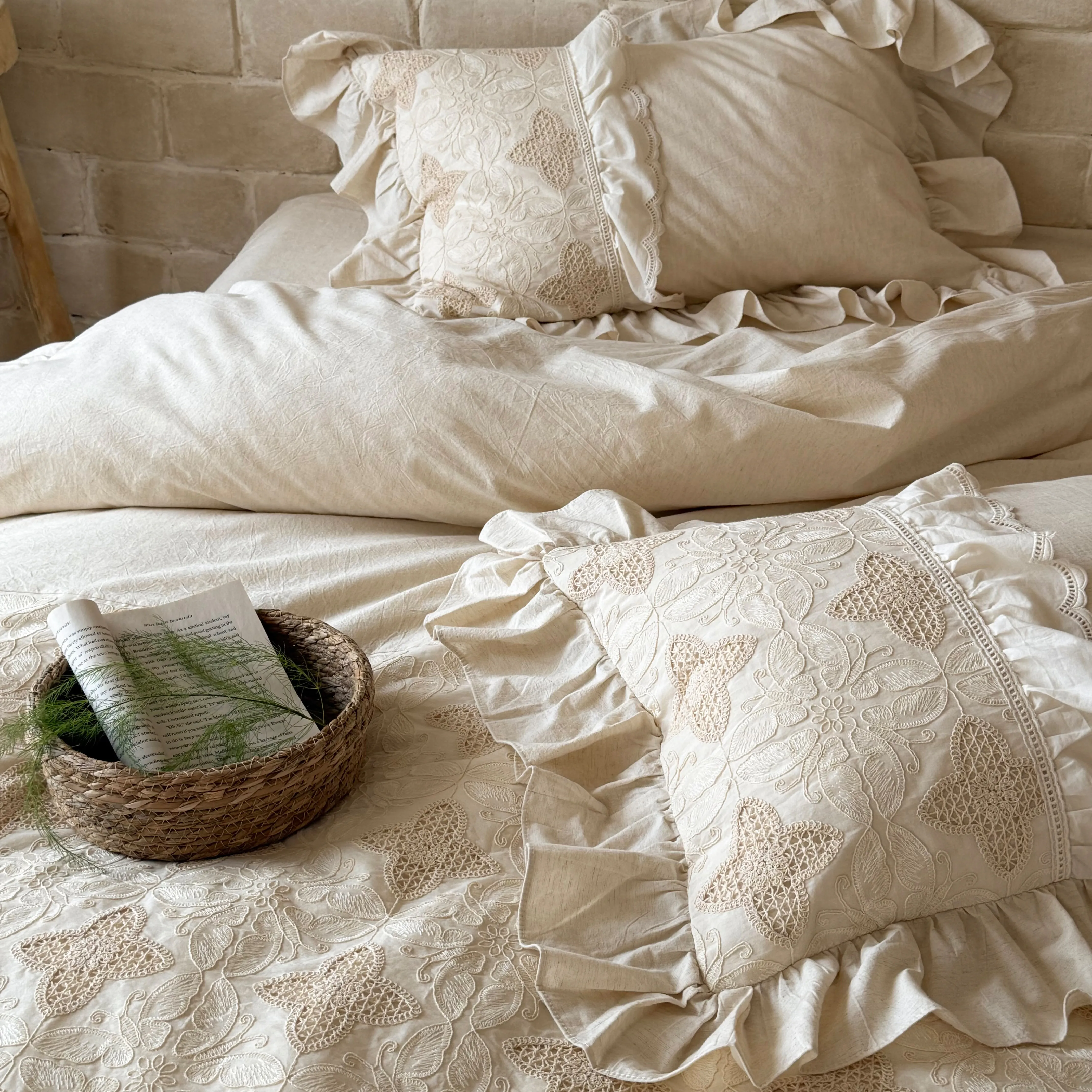 Soft Natural Linen-Cotton Blend Clover Embroidery Ruffle Edge Duvet Cover Set13 Soft Natural Linen Cotton Blend Clover Embroidery Ruffle Edge Duvet Cover Set13
