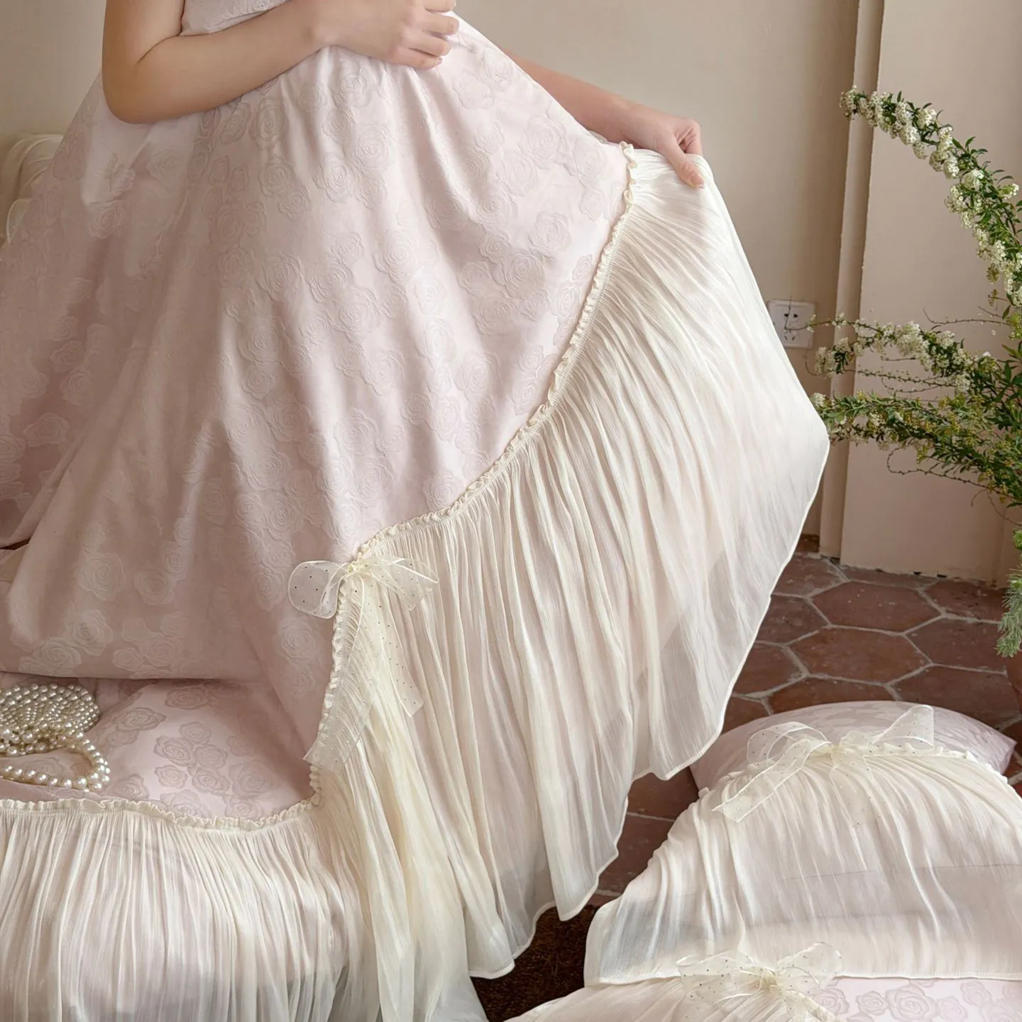 Vintage French Romantic Jacquard Tencel Cotton Ruffle 4-Piece Bedding Set05