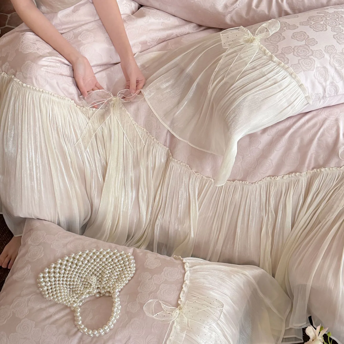 Vintage French Romantic Jacquard Tencel Cotton Ruffle 4-Piece Bedding Set06
