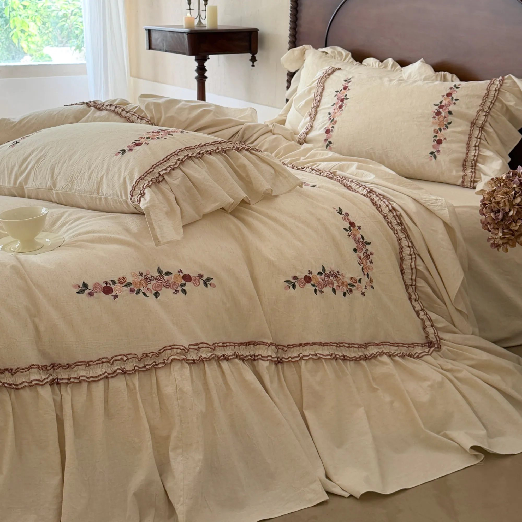 Country Farmhouse Floral Embroidery Soft Cotton Linen Bedding 4 Pcs Set05