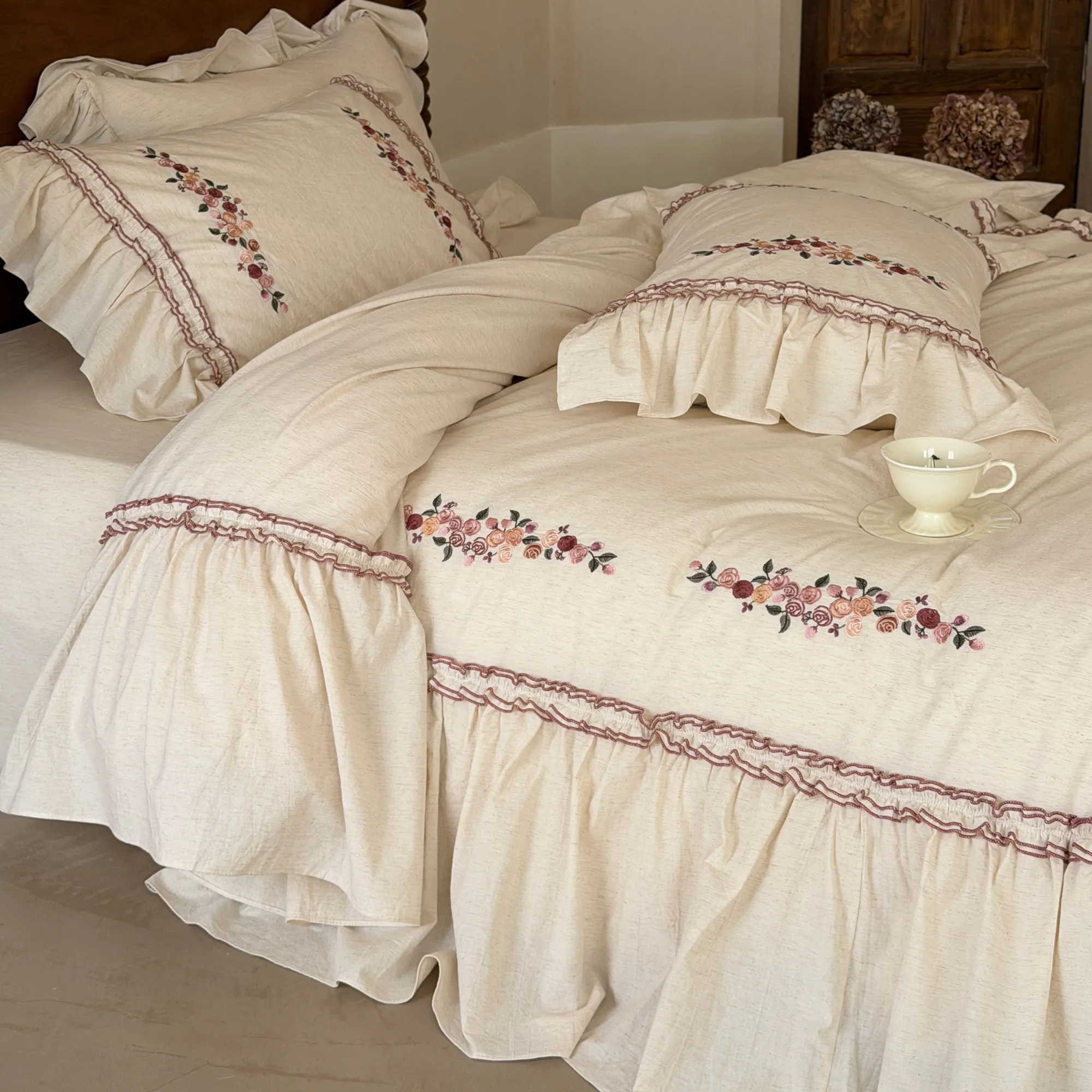 Country Farmhouse Floral Embroidery Soft Cotton Linen Bedding 4 Pcs Set06