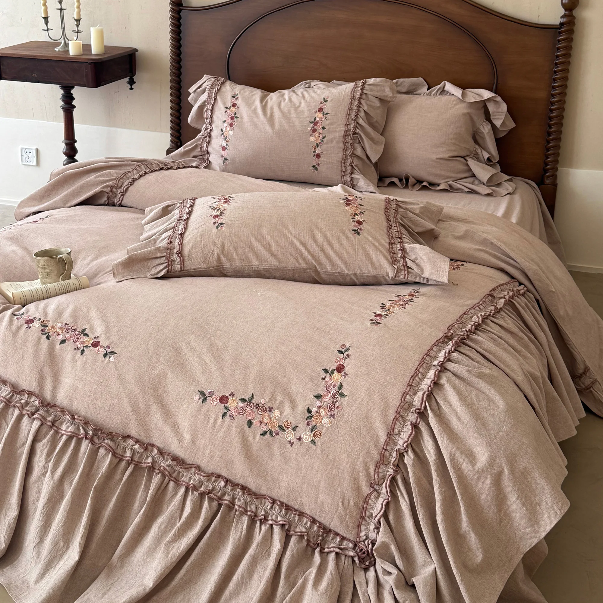 Country Farmhouse Floral Embroidery Soft Cotton Linen Bedding 4 Pcs Set11