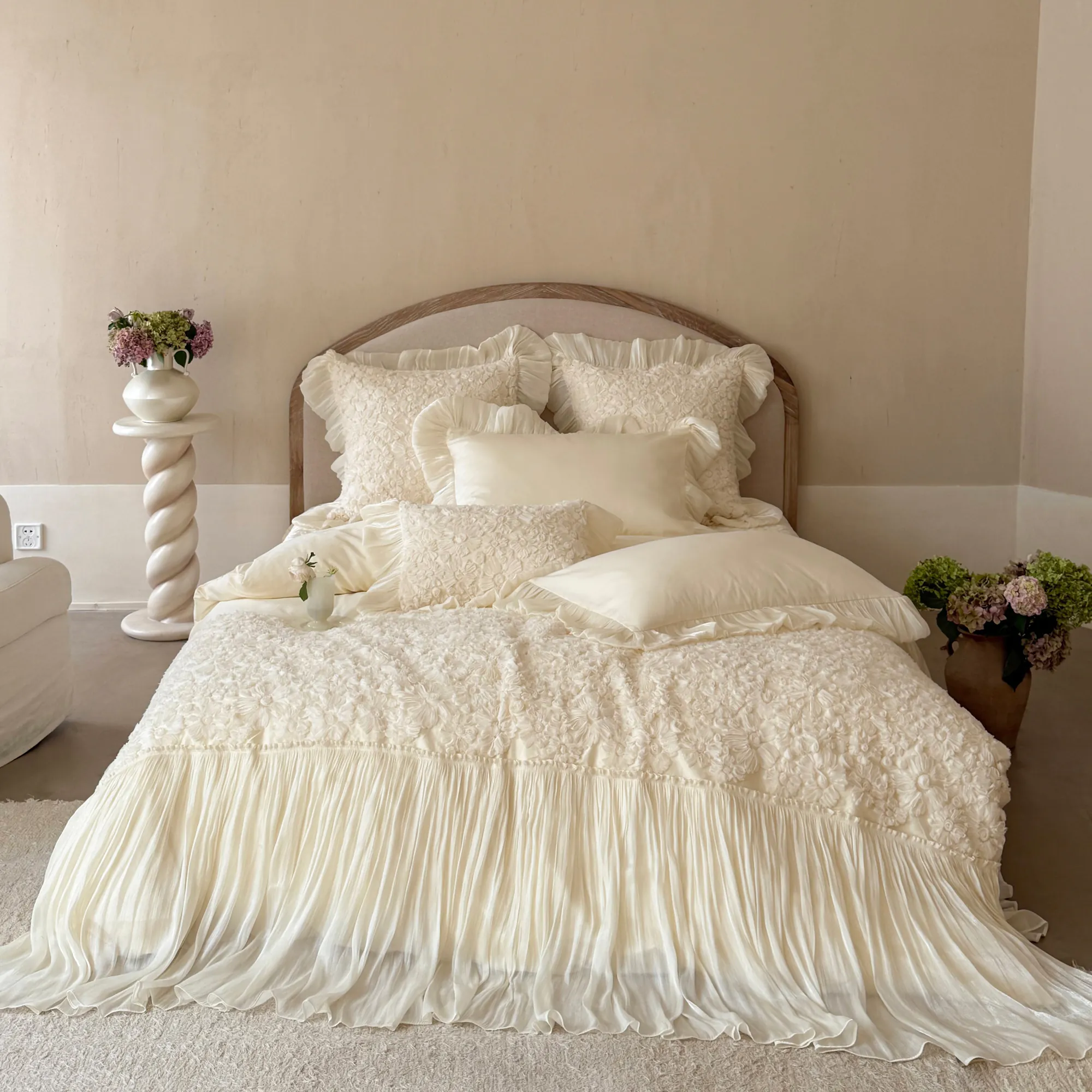 Creamy 3D Embossed Floral 100S Long-Staple Cotton Pleated Skirt Bedding Set