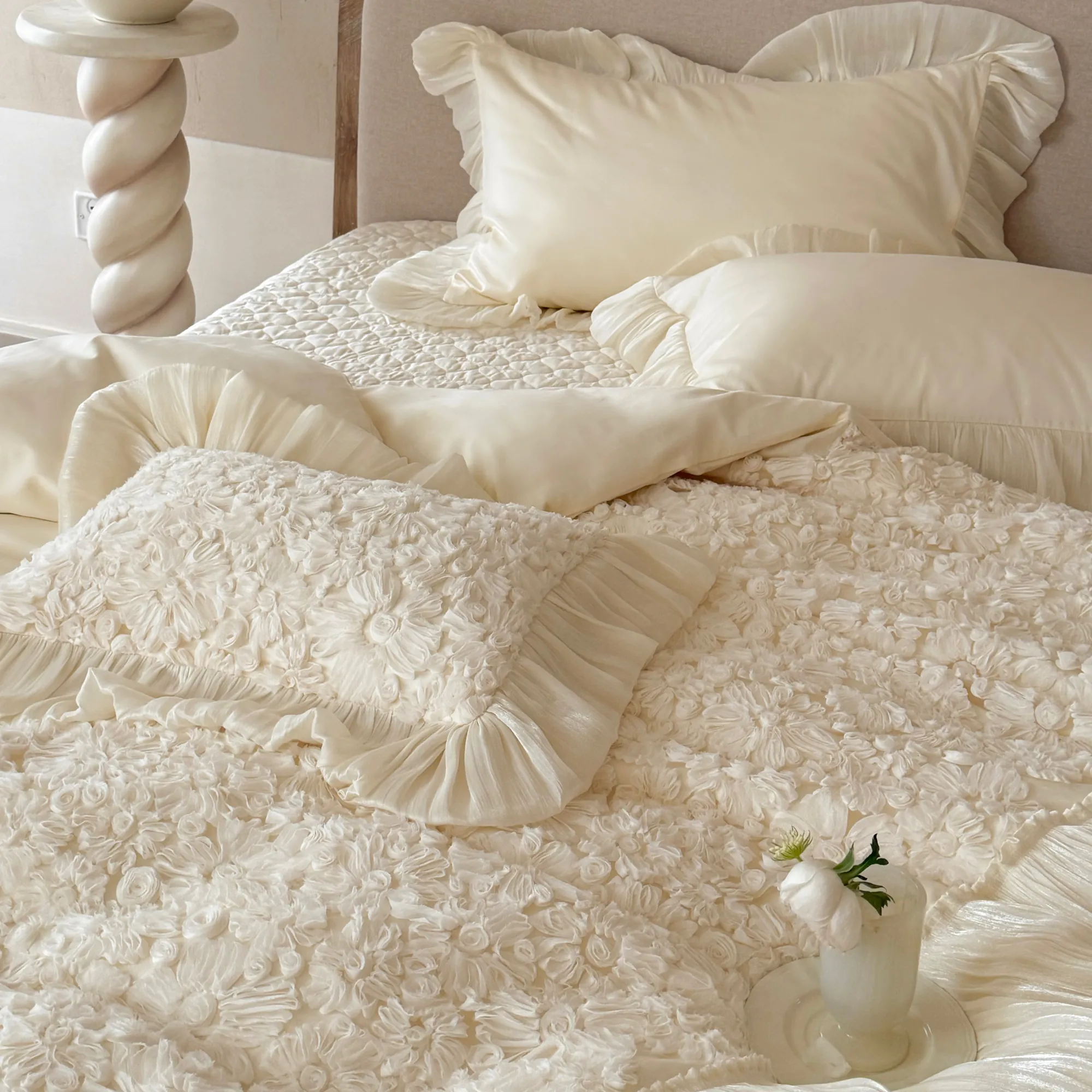 Creamy 3D Embossed Floral 100S Long-Staple Cotton Pleated Skirt Bedding Set05