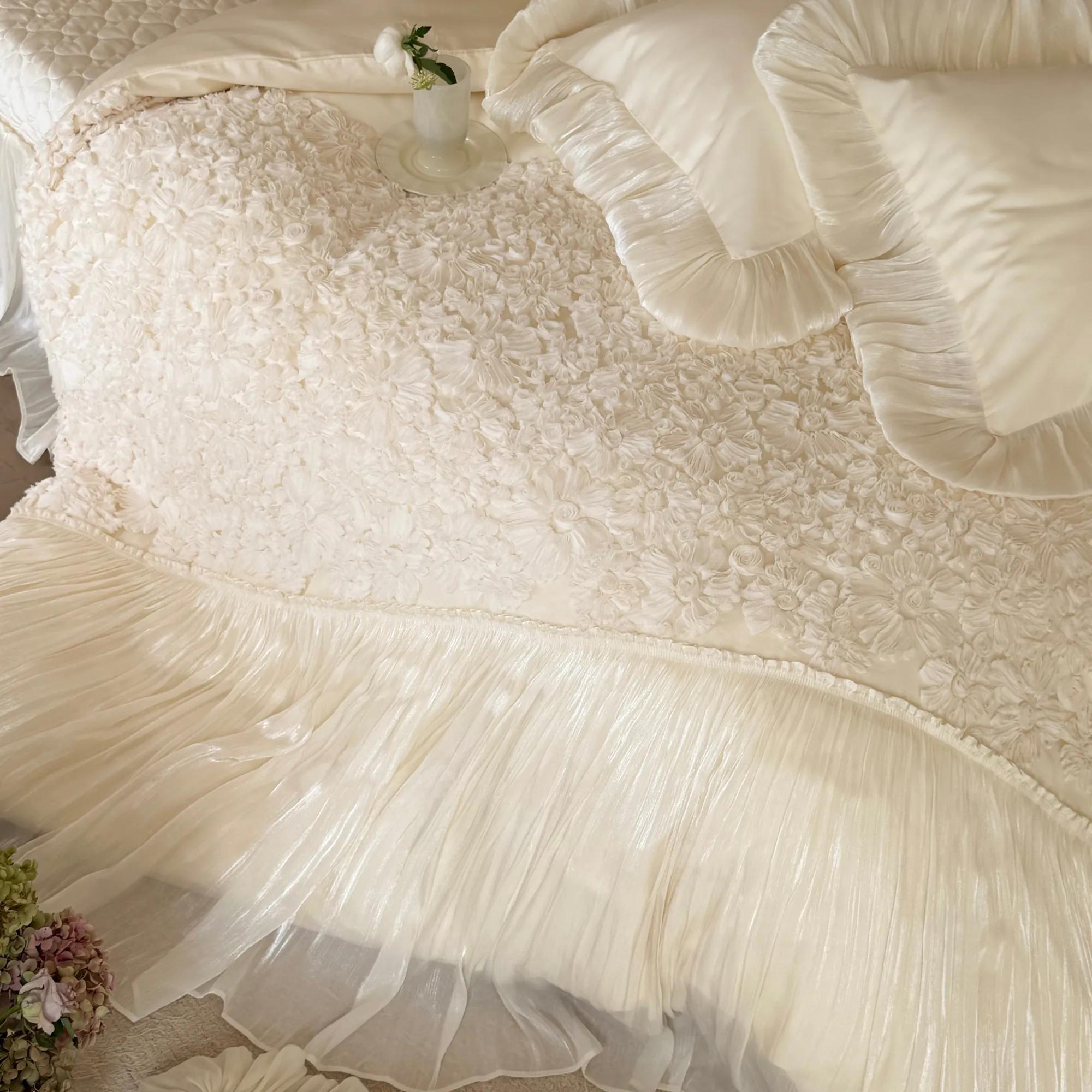 Creamy 3D Embossed Floral 100S Long-Staple Cotton Pleated Skirt Bedding Set11