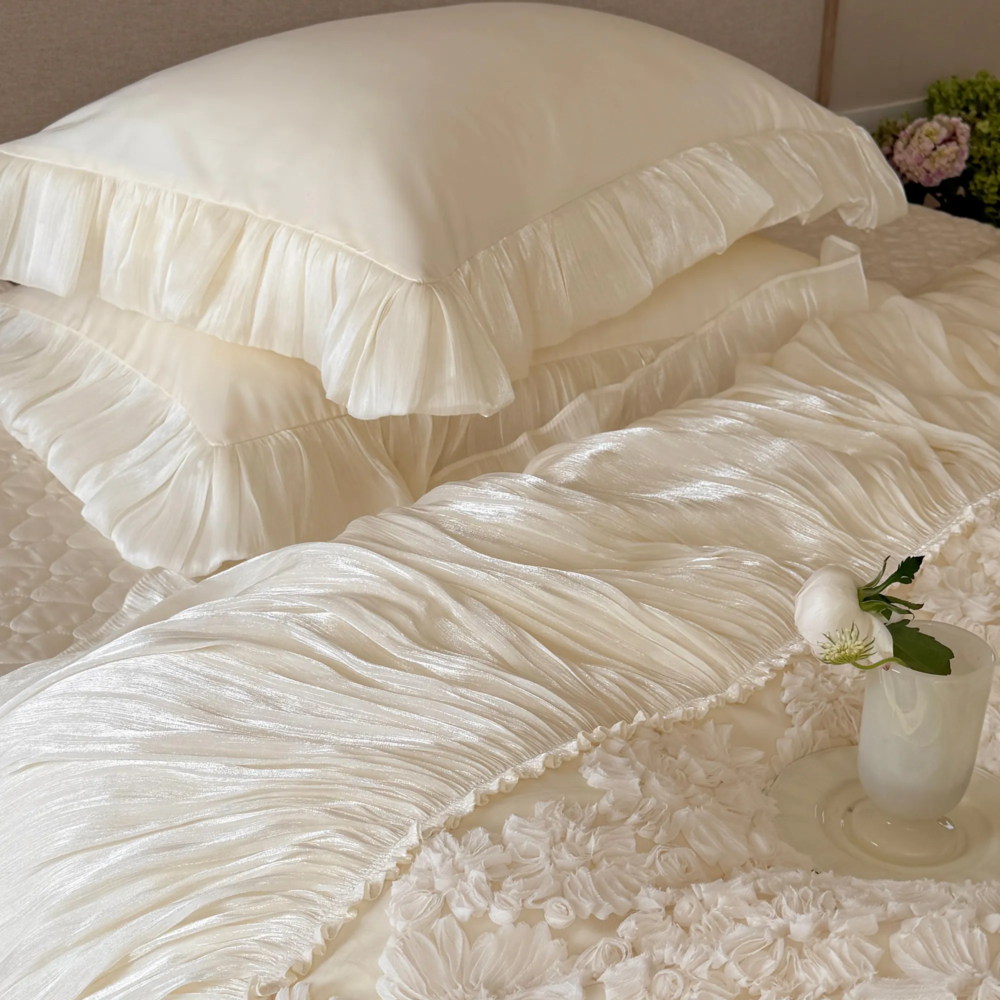 Creamy 3D Embossed Floral 100S Long-Staple Cotton Pleated Skirt Bedding Set12
