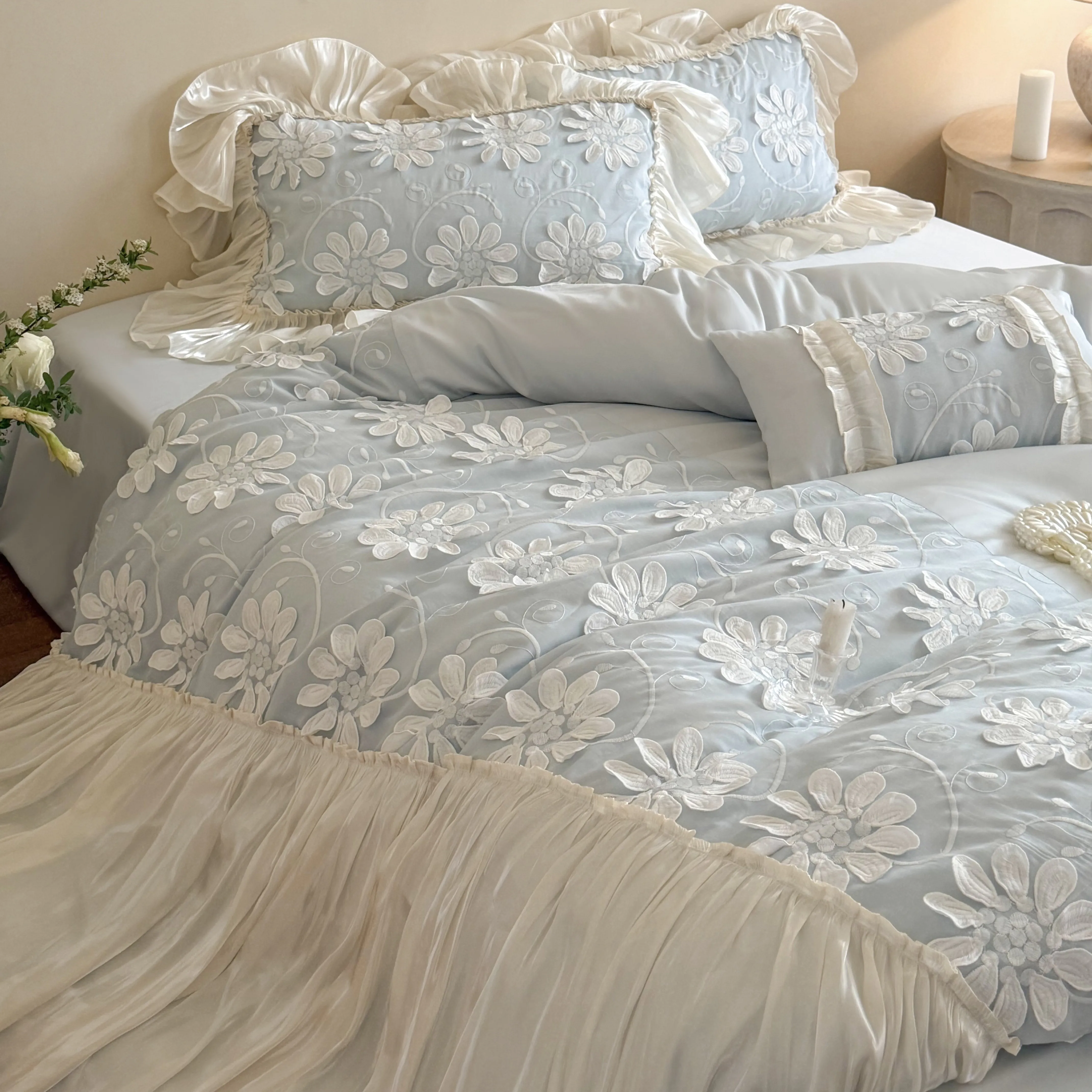Dreamy Soft 3D Daisy Flower Embroidery Ruffle Hem Duvet Cover Bedding Set03