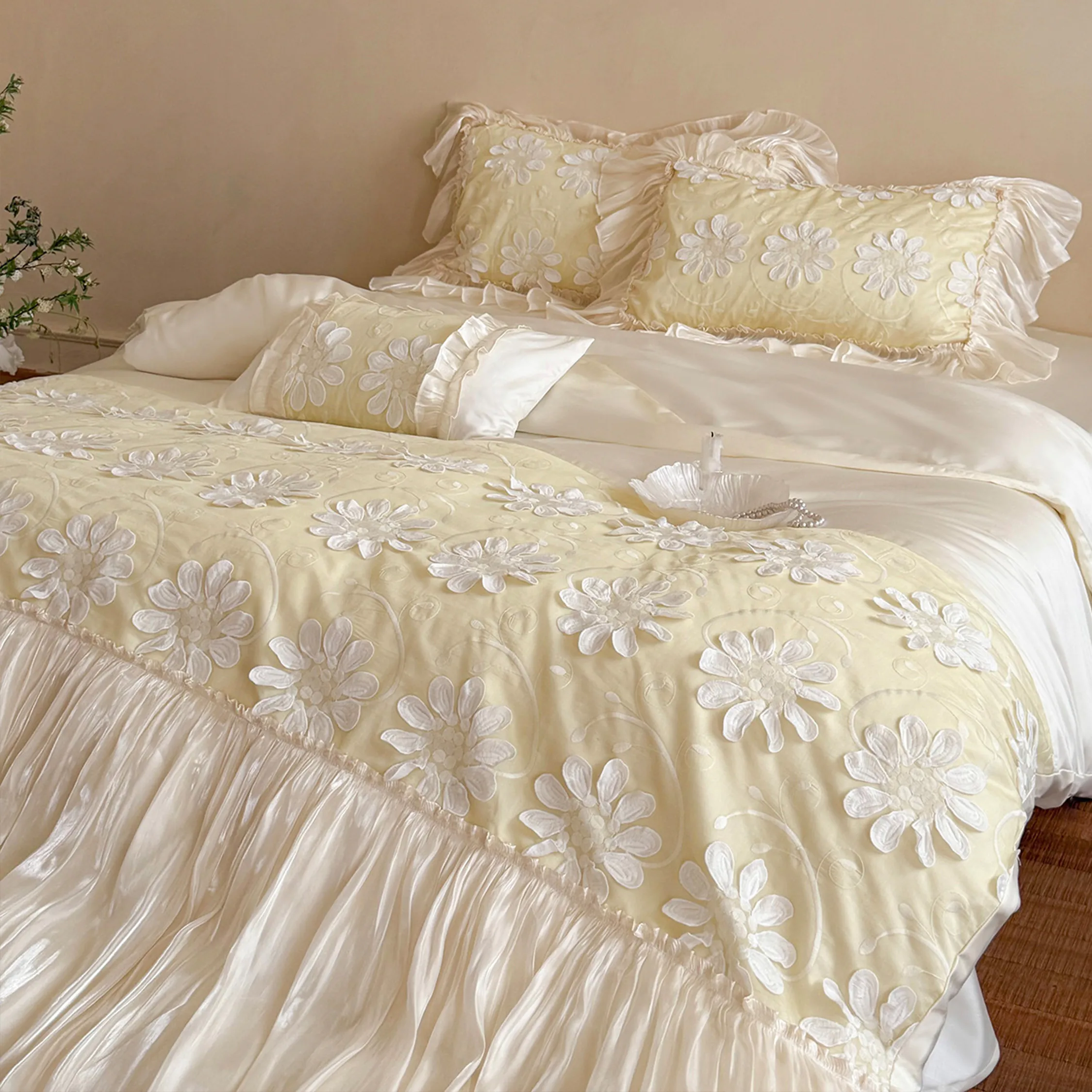 Dreamy Soft 3D Daisy Flower Embroidery Ruffle Hem Duvet Cover Bedding Set12