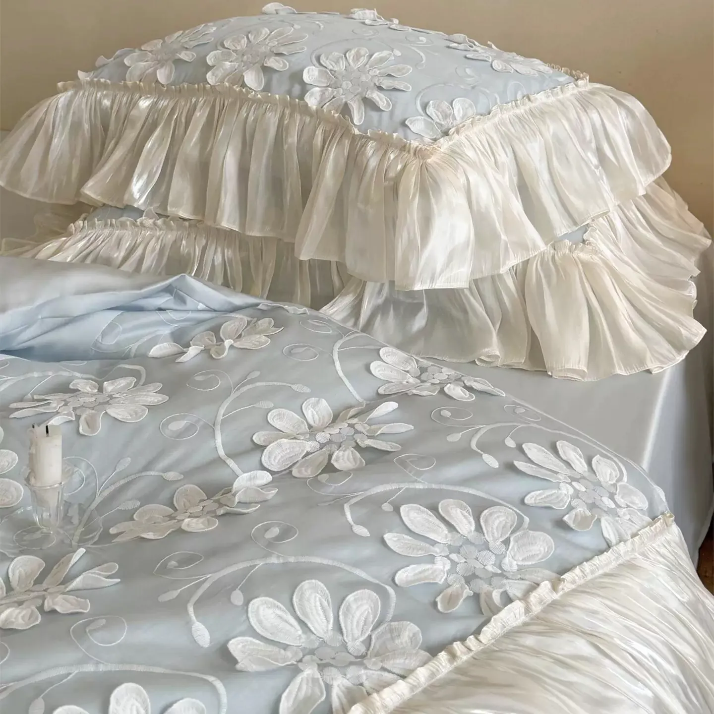 Dreamy Soft 3D Daisy Flower Embroidery Ruffle Hem Duvet Cover Bedding Set18