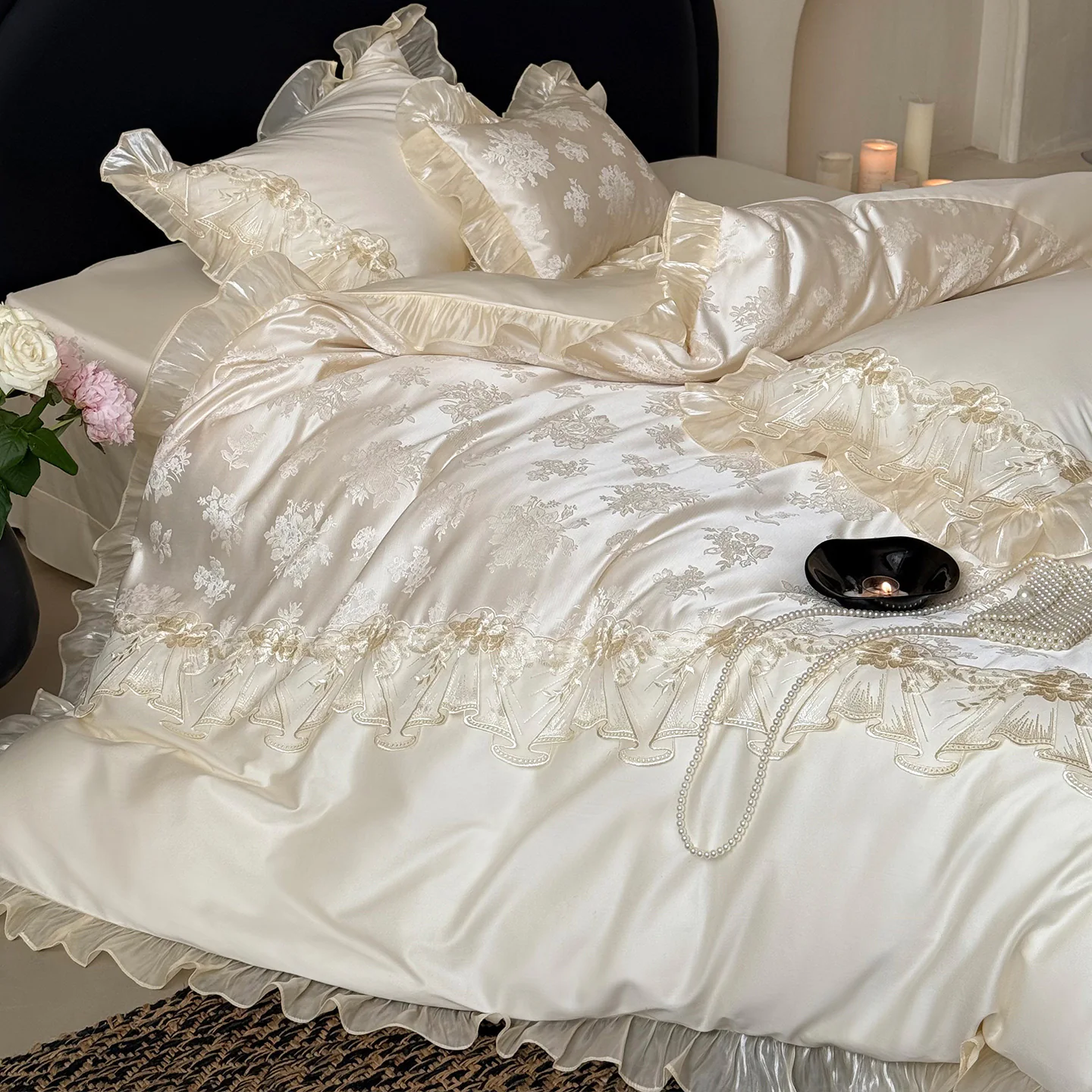 Elegant Floral Jacquard 100% Long Staple Cotton Lace Ruffle Duvet Cover Set09