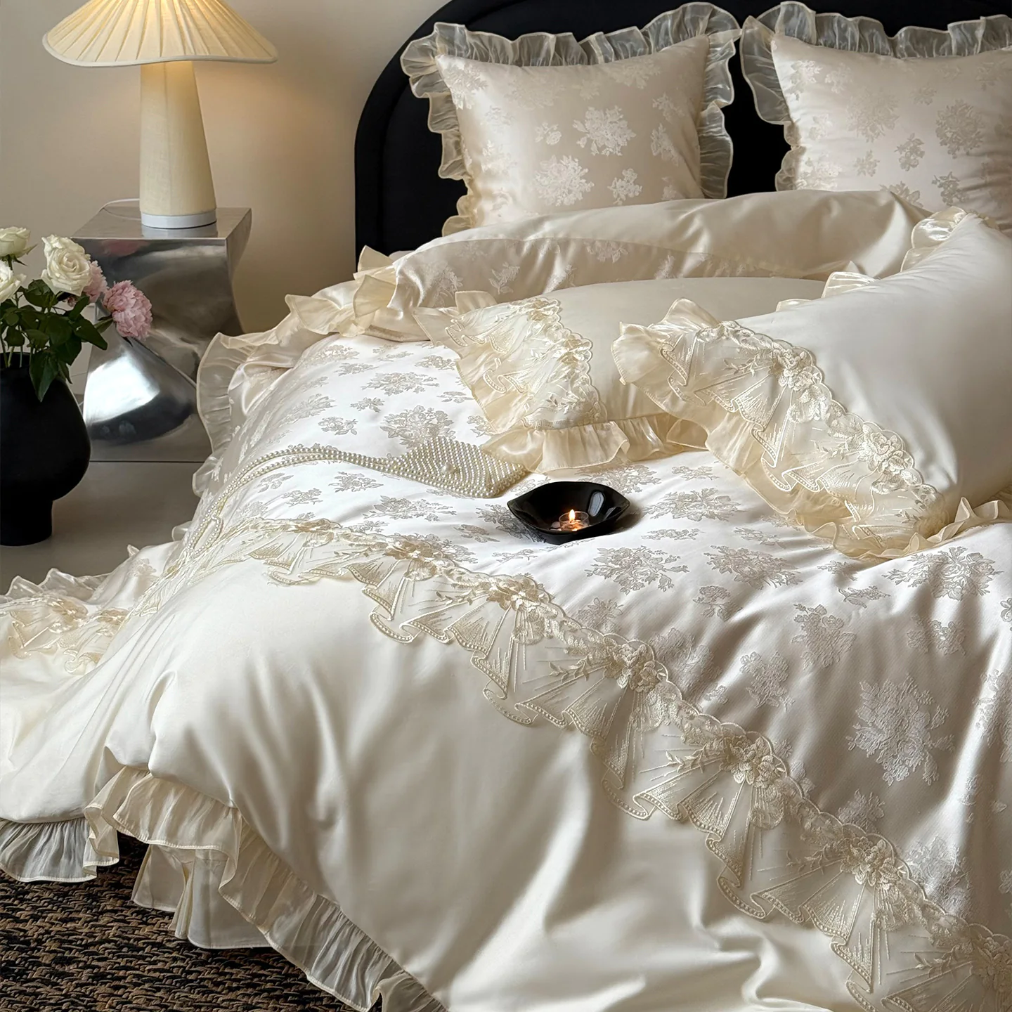 Elegant Floral Jacquard 100% Long Staple Cotton Lace Ruffle Duvet Cover Set10