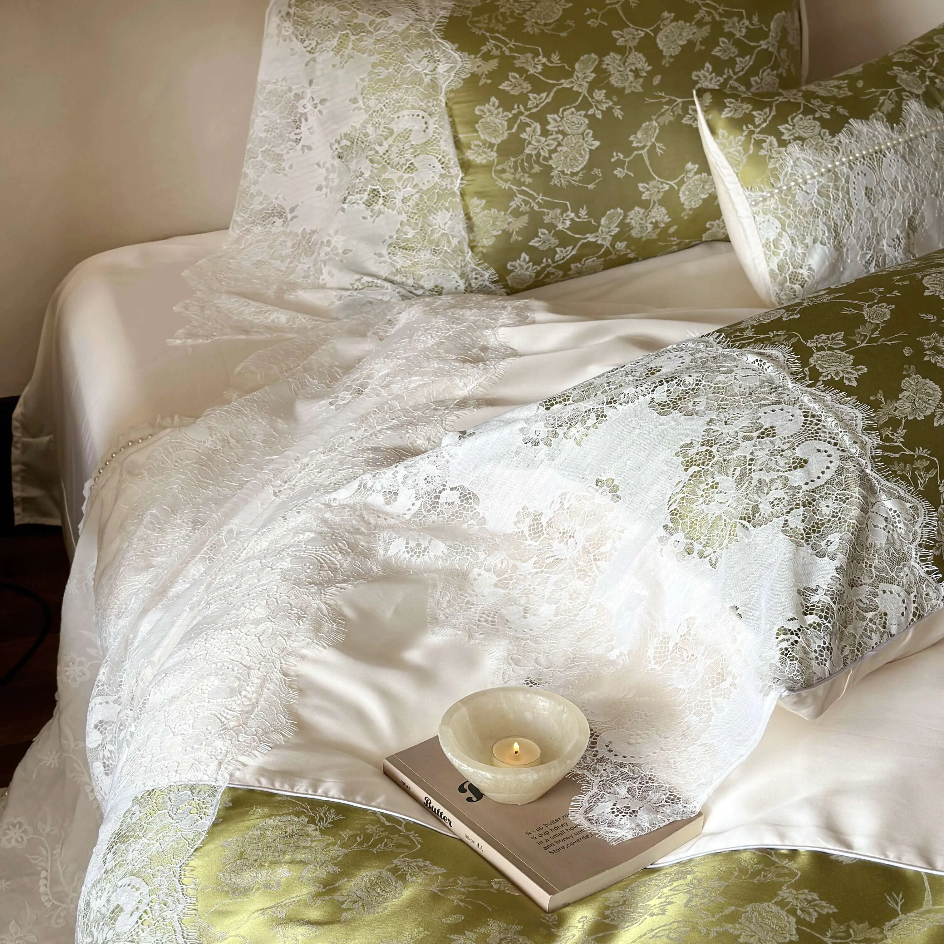 Elegant Green Jacquard Floral Tencel Lace Trim Duvet Cover Set Queen King Size04