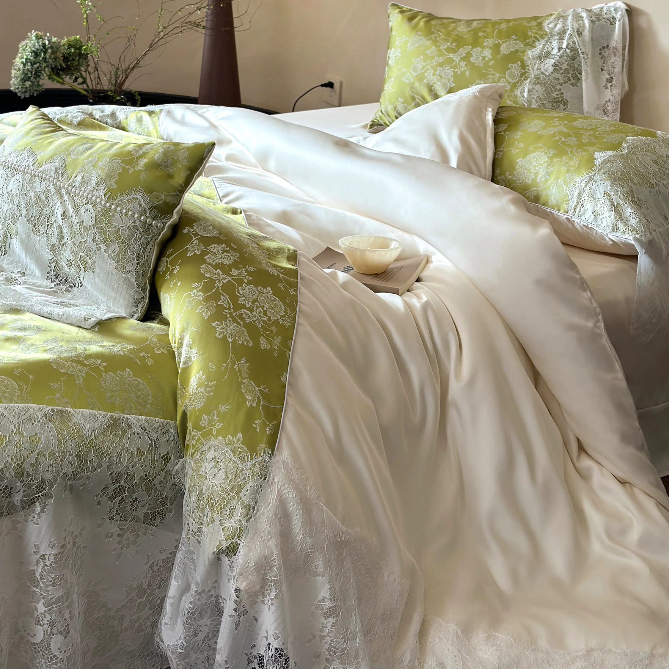 Elegant Green Jacquard Floral Tencel Lace Trim Duvet Cover Set Queen King Size08