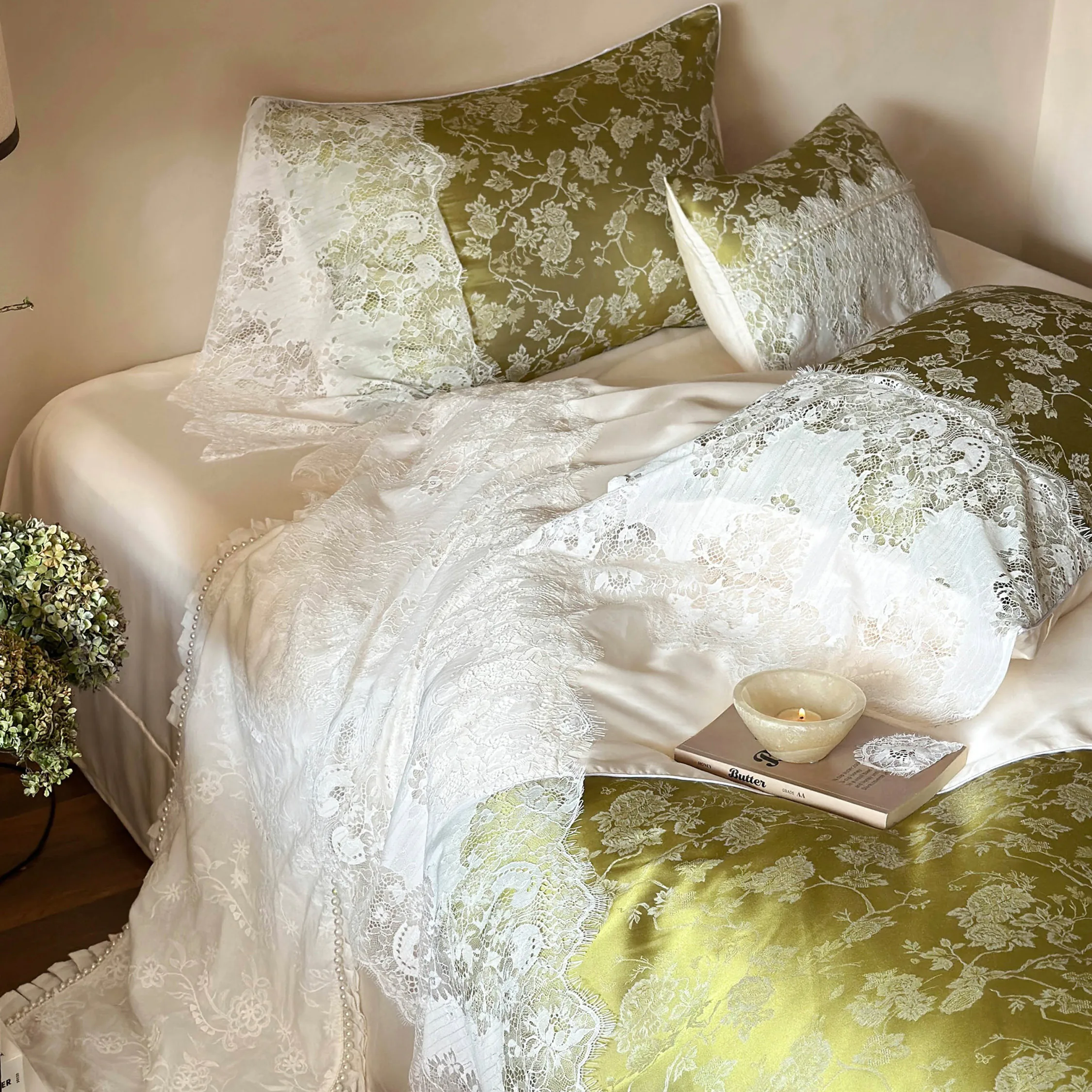 Elegant Green Jacquard Floral Tencel Lace Trim Duvet Cover Set Queen King Size10