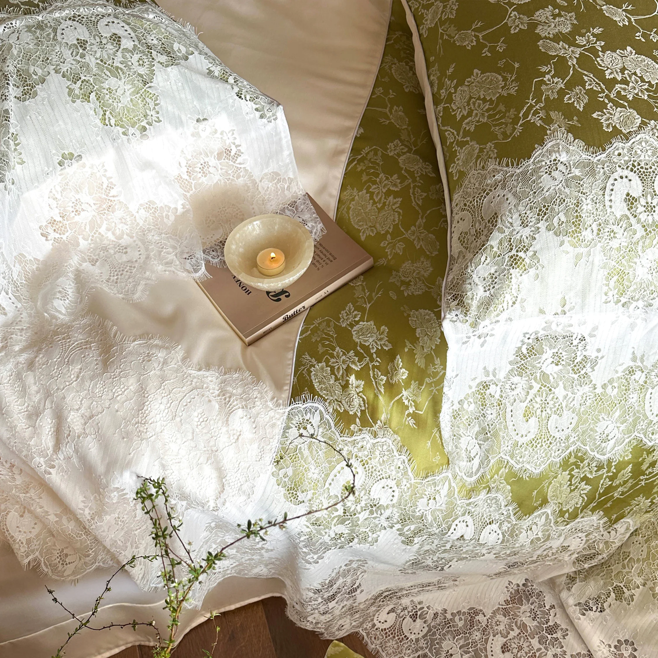 Elegant Green Jacquard Floral Tencel Lace Trim Duvet Cover Set Queen King Size11
