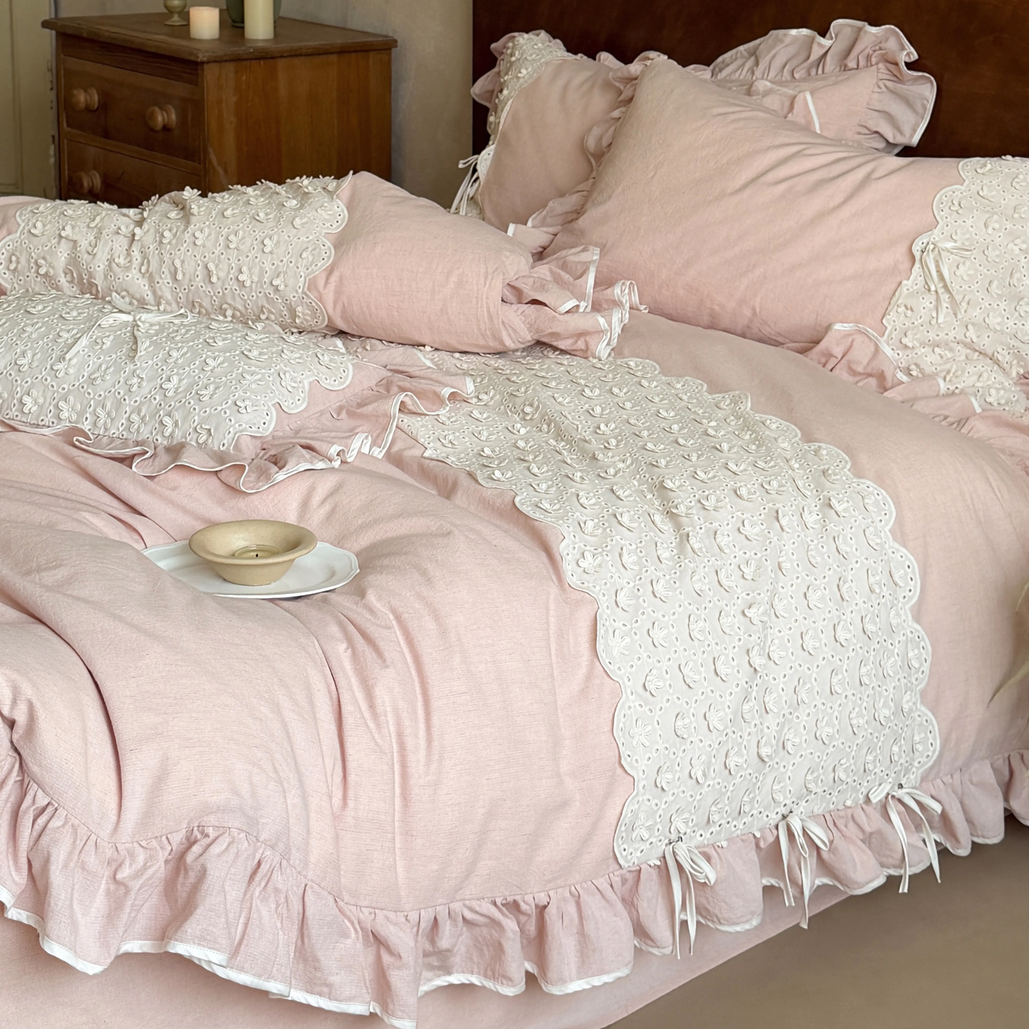 French Country Style Ruffle Trim Eyelet Lace Cotton Linen Duvet Cover Set03 French Country Style Ruffle Trim Eyelet Lace Cotton Linen Duvet Cover Set03