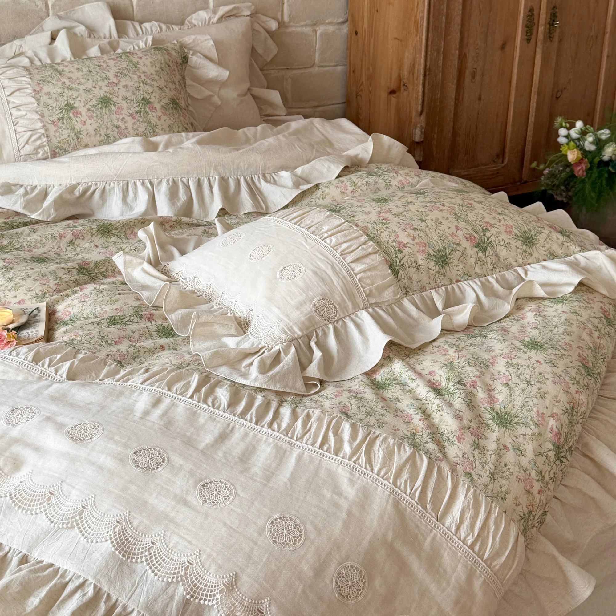French Country Vintage Botanical Floral Print Soft Linen Cotton Bedding Set04