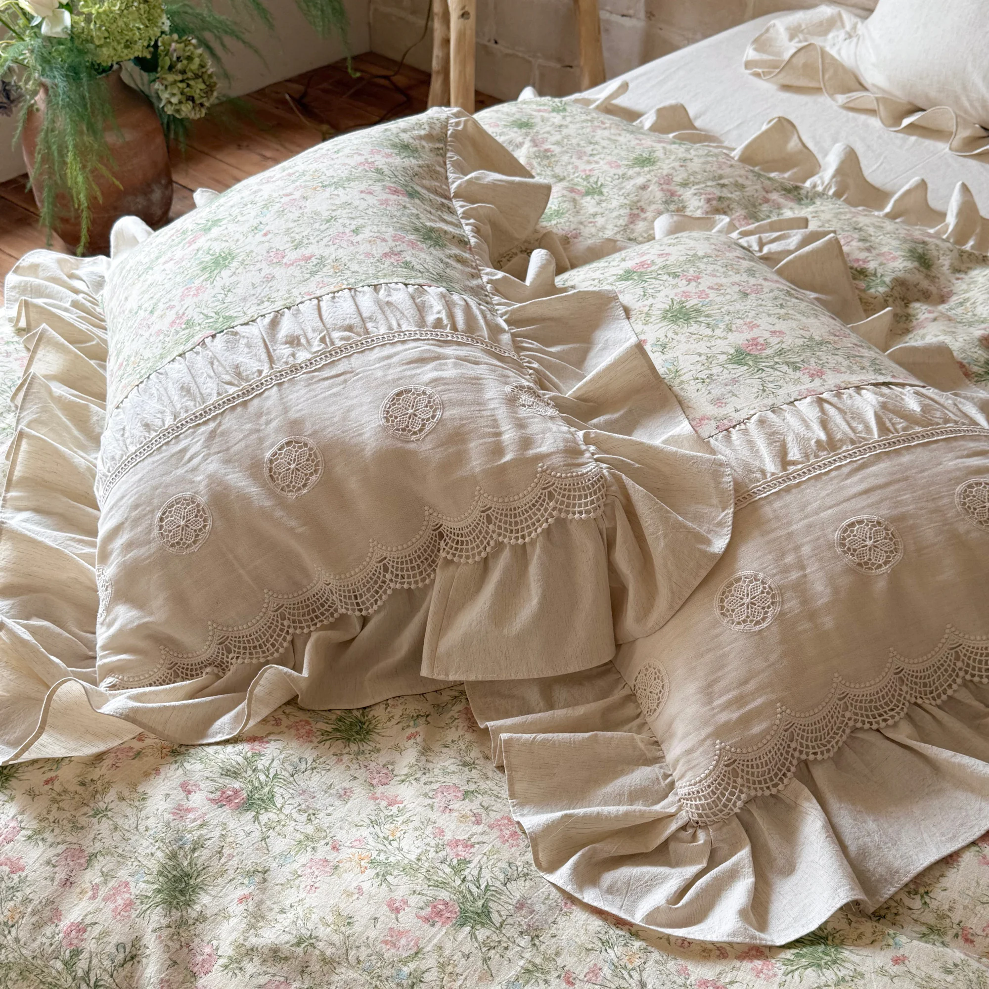 French Country Vintage Botanical Floral Print Soft Linen Cotton Bedding Set06