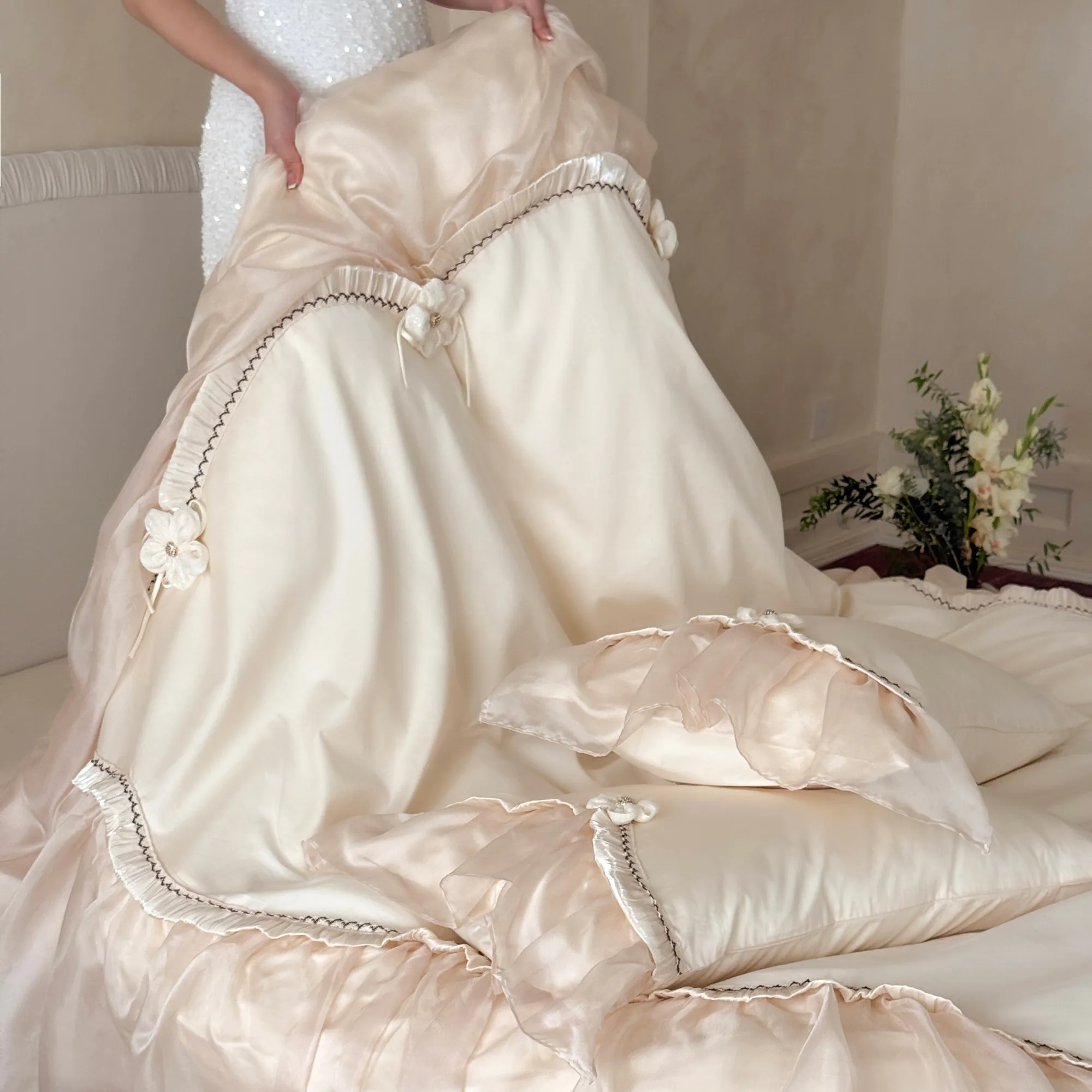 Ivory 3D Flower Appliques Sheer Ruffle 100s Long Staple Cotton Bedding Set05