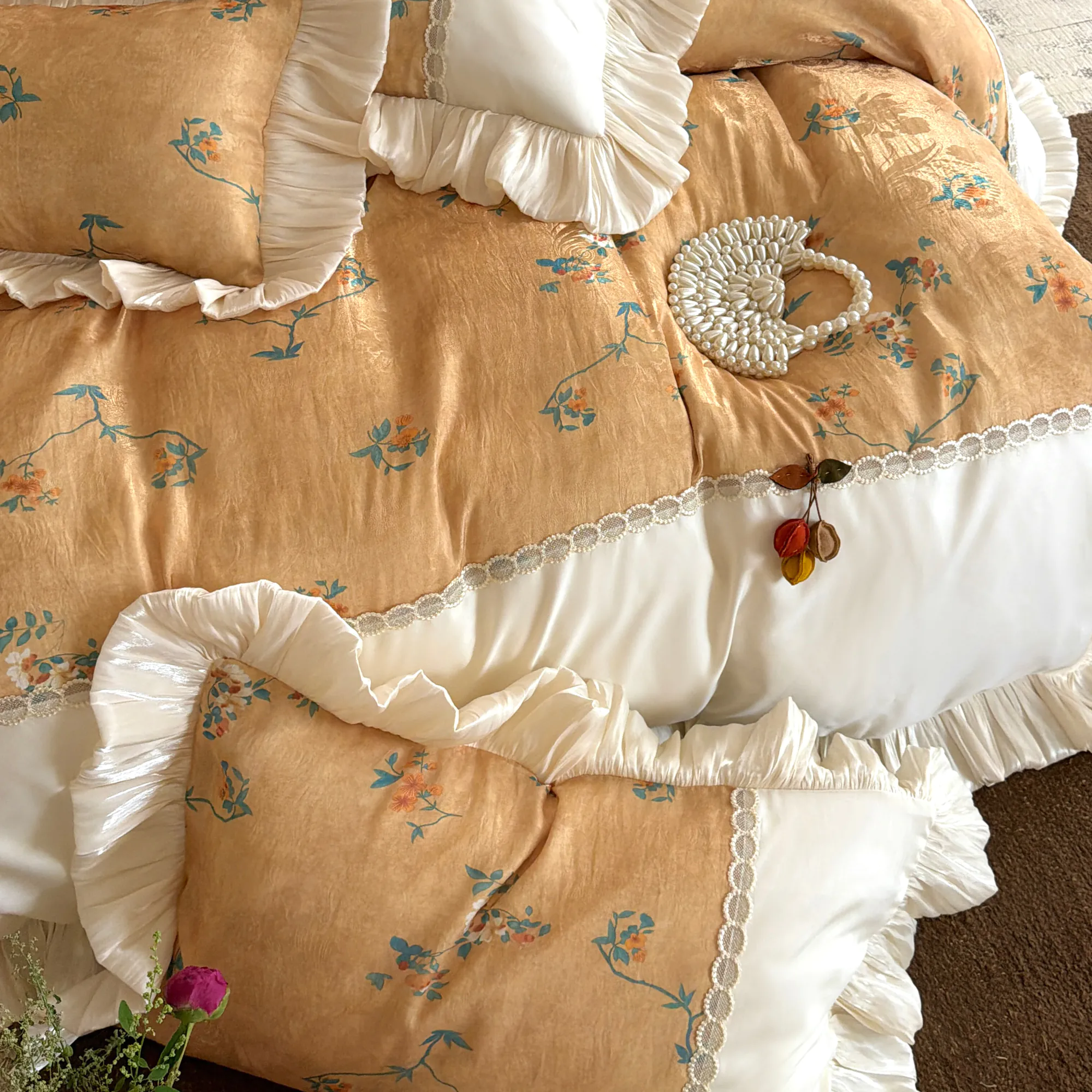 Luxurious Beige Botanical Floral Print 100-Count Pure Cotton Ruffle Bedding Set12