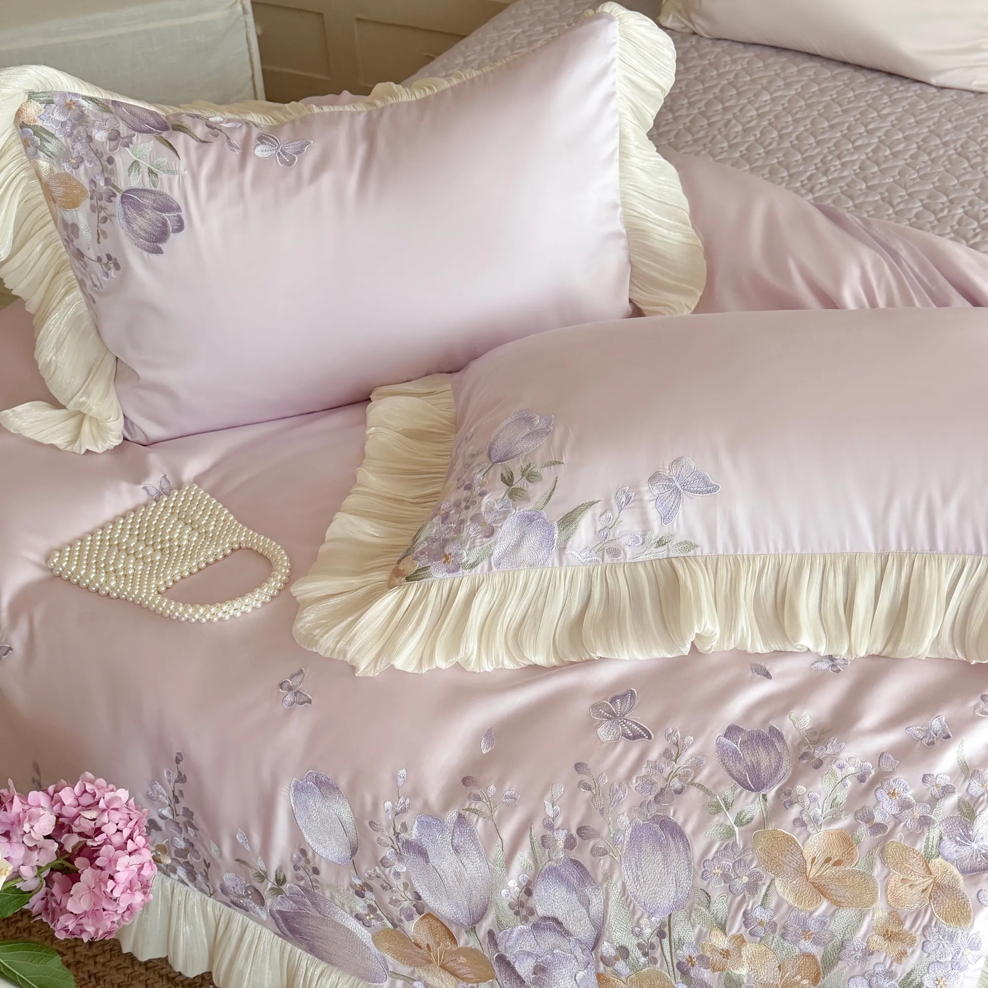 Princess Style Tulip Butterfly Embroidered 100s Pure Cotton Bedding 4 Pcs Set09