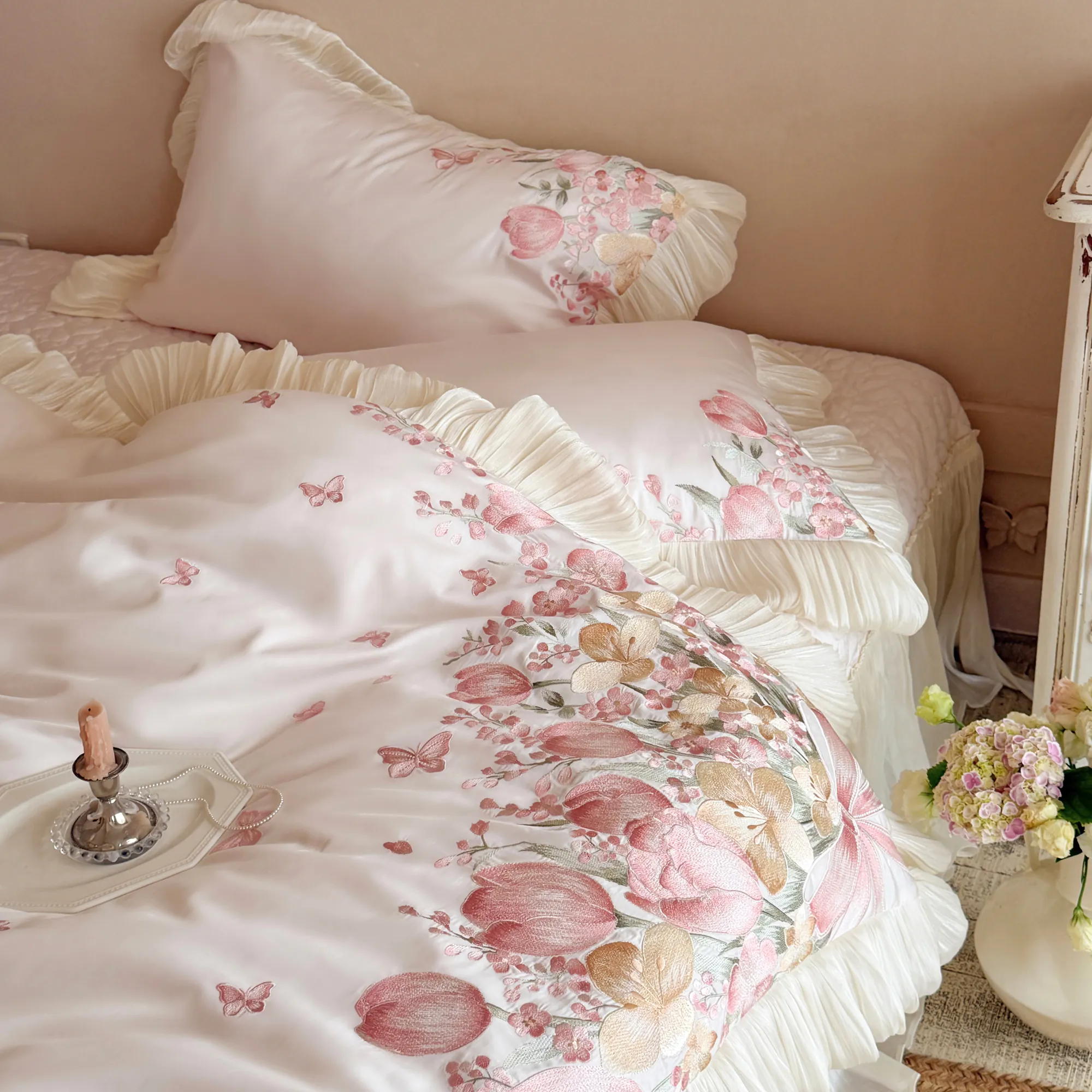 Princess Style Tulip Butterfly Embroidered 100s Pure Cotton Bedding 4 Pcs Set15