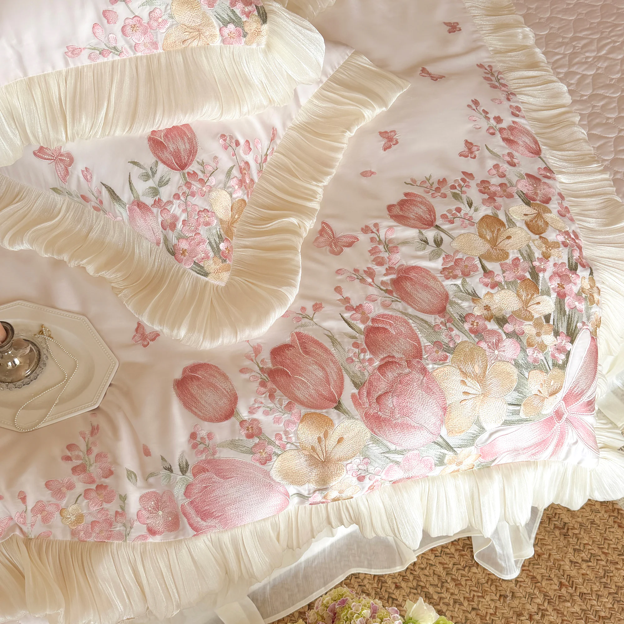 Princess Style Tulip Butterfly Embroidered 100s Pure Cotton Bedding 4 Pcs Set18