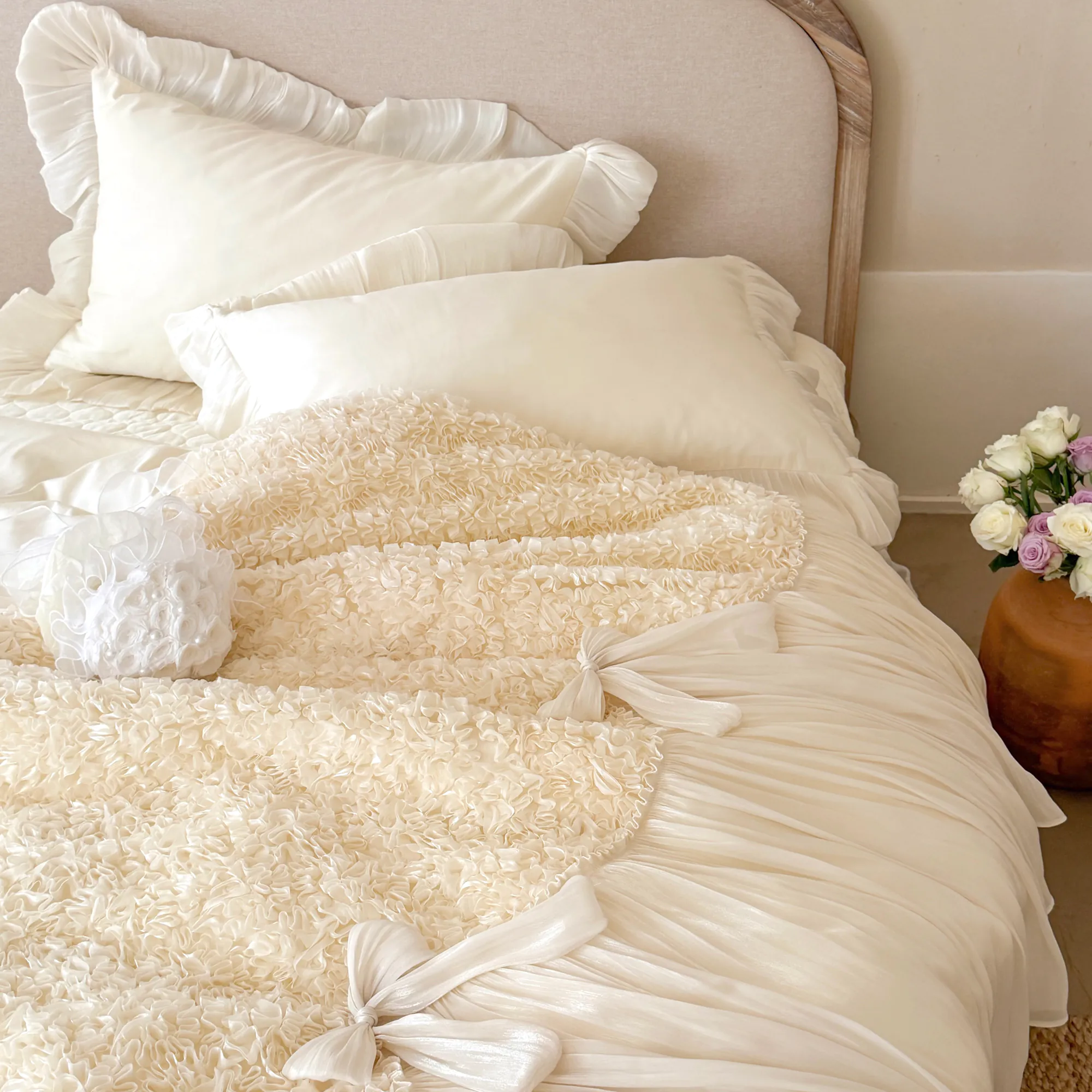 Romantic 100s Long-Staple Cotton Ruffle Bow Scalloped Duvet Cover 4 Pcs Set07
