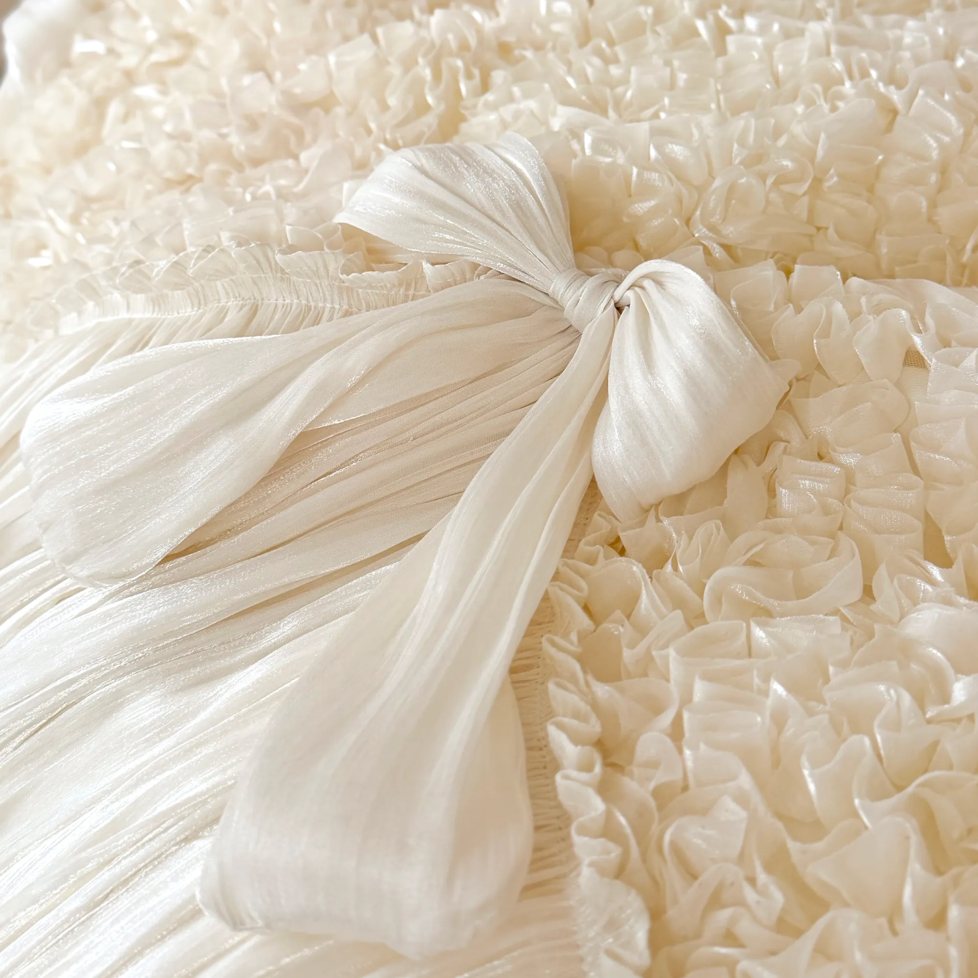 Romantic 100s Long-Staple Cotton Ruffle Bow Scalloped Duvet Cover 4 Pcs Set09