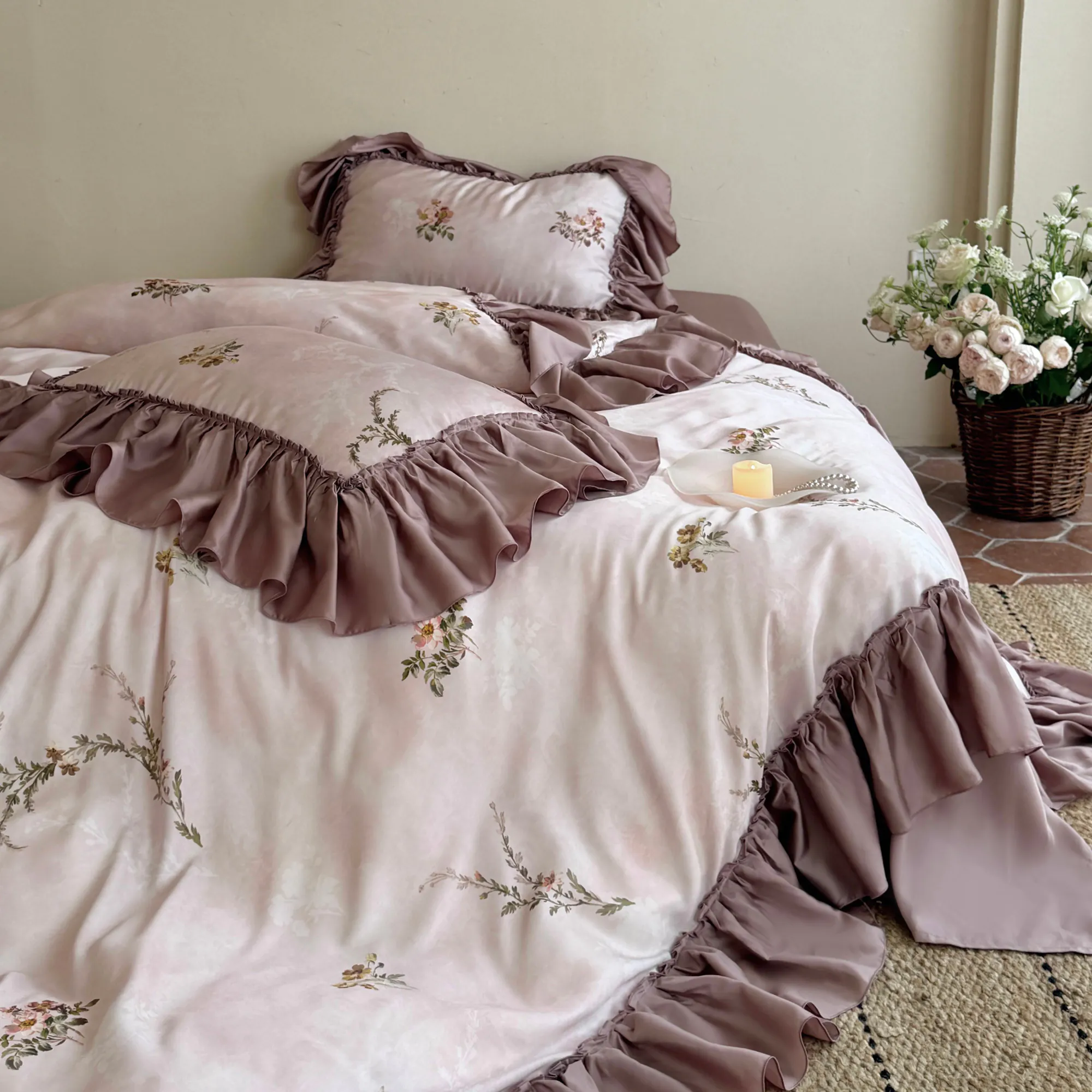 Soft Dusty Pink Floral Print Pleated Trim 60s Tencel Duvet Cover 4-Piece Set09