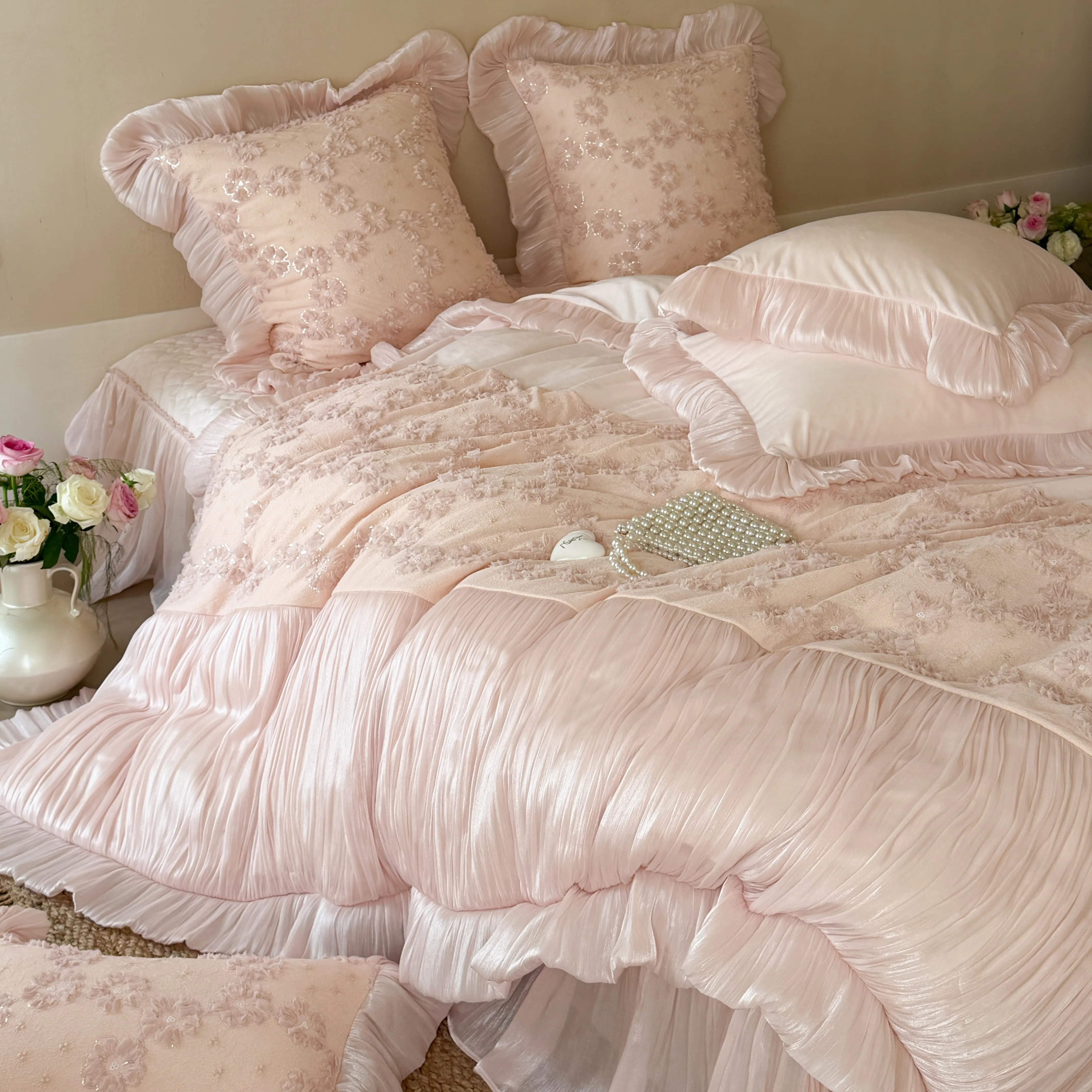 French Cloud-Soft 3D Flower Embroidery 260g Matte Baby Velvet Bedding Set04 French Cloud Soft 3D Flower Embroidery 260g Matte Baby Velvet Bedding Set04