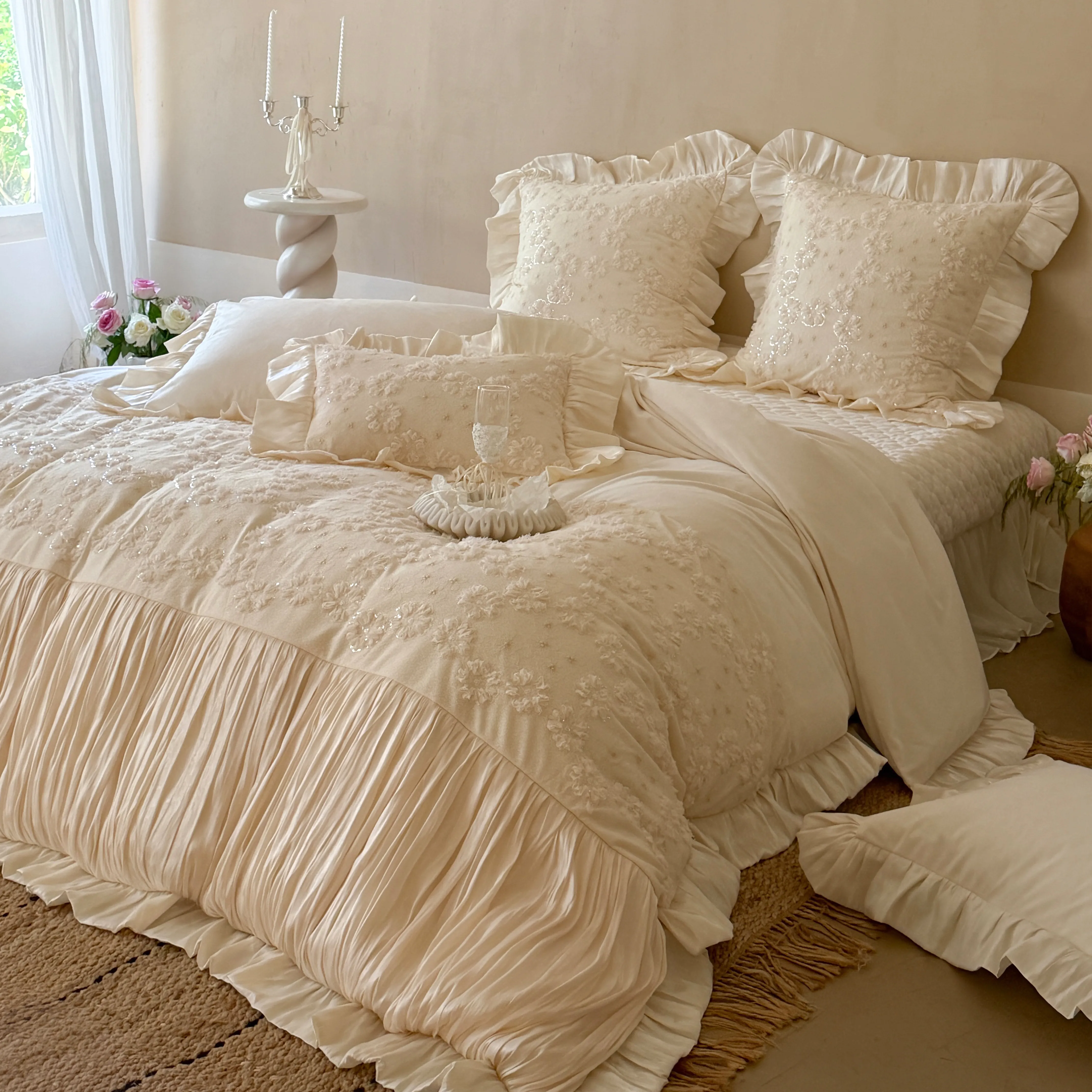 French Cloud-Soft 3D Flower Embroidery 260g Matte Baby Velvet Bedding Set11 French Cloud Soft 3D Flower Embroidery 260g Matte Baby Velvet Bedding Set11
