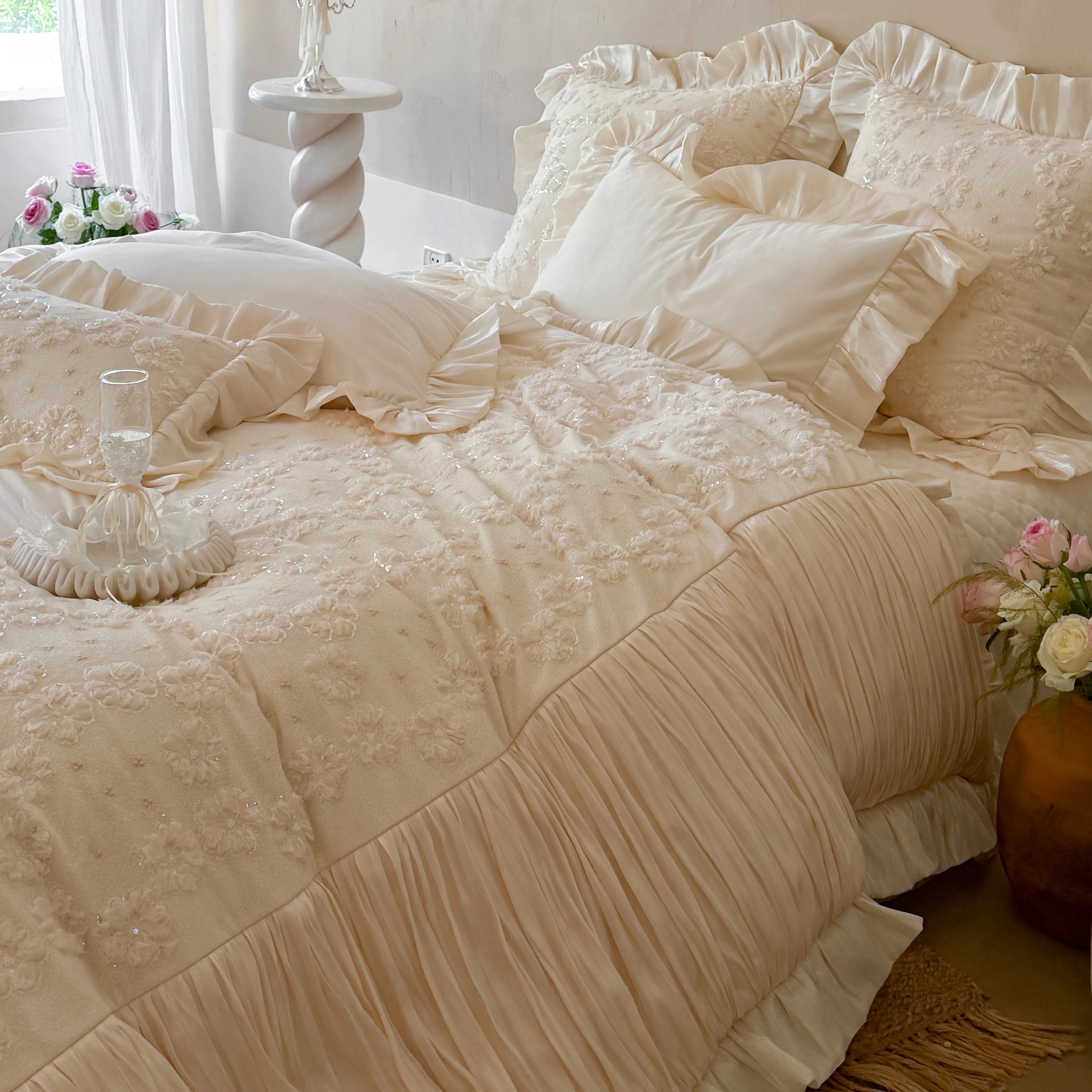 French Cloud-Soft 3D Flower Embroidery 260g Matte Baby Velvet Bedding Set15 French Cloud Soft 3D Flower Embroidery 260g Matte Baby Velvet Bedding Set15