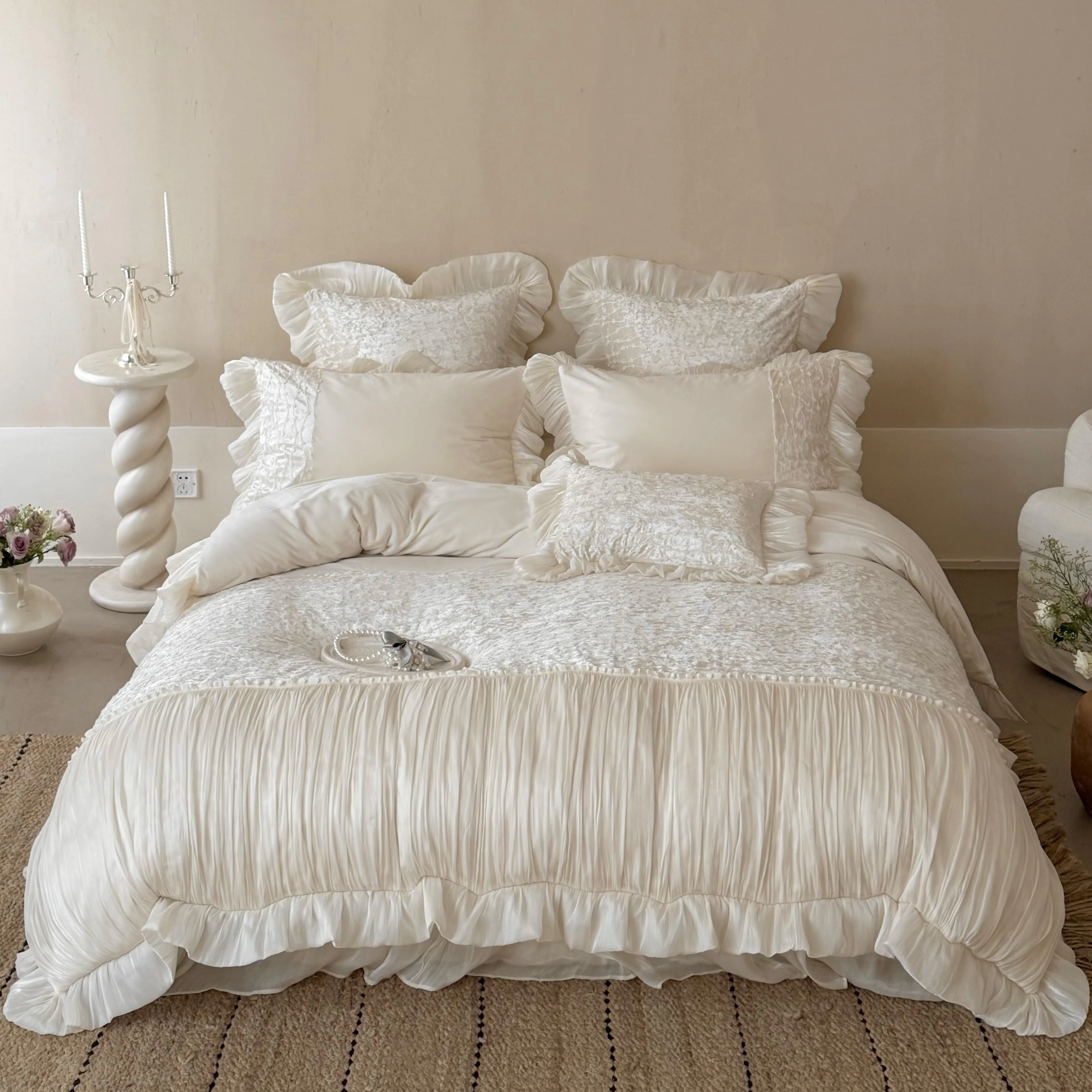 Princess Boudoir Warm 260g Fully Matte Baby Velvet Embroidered Bedding Set01