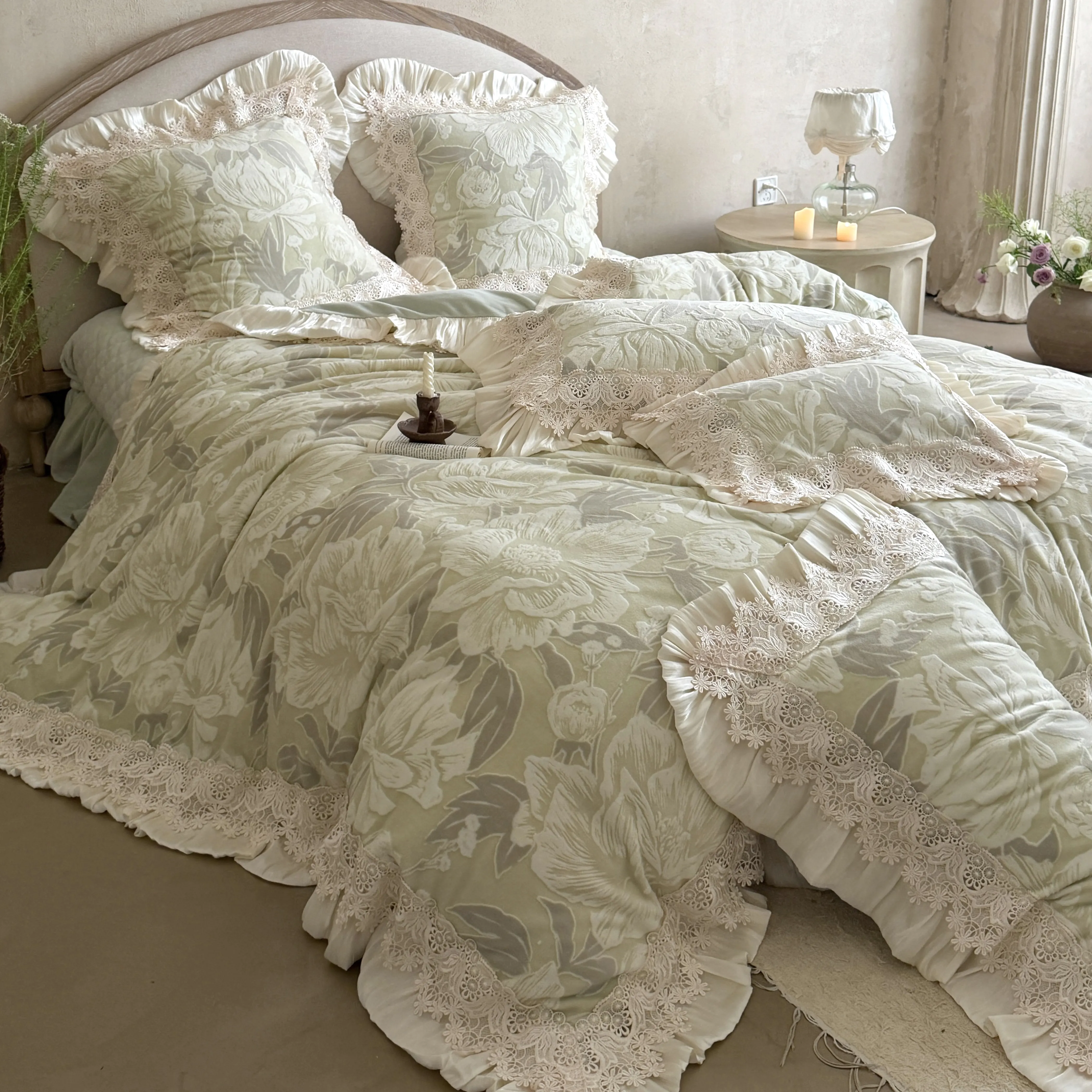 Retro Palace Style Soft Green Embossed Peony Carved Velvet Duvet Cover Set06 Retro Palace Style Soft Green Embossed Peony Carved Velvet Duvet Cover Set06