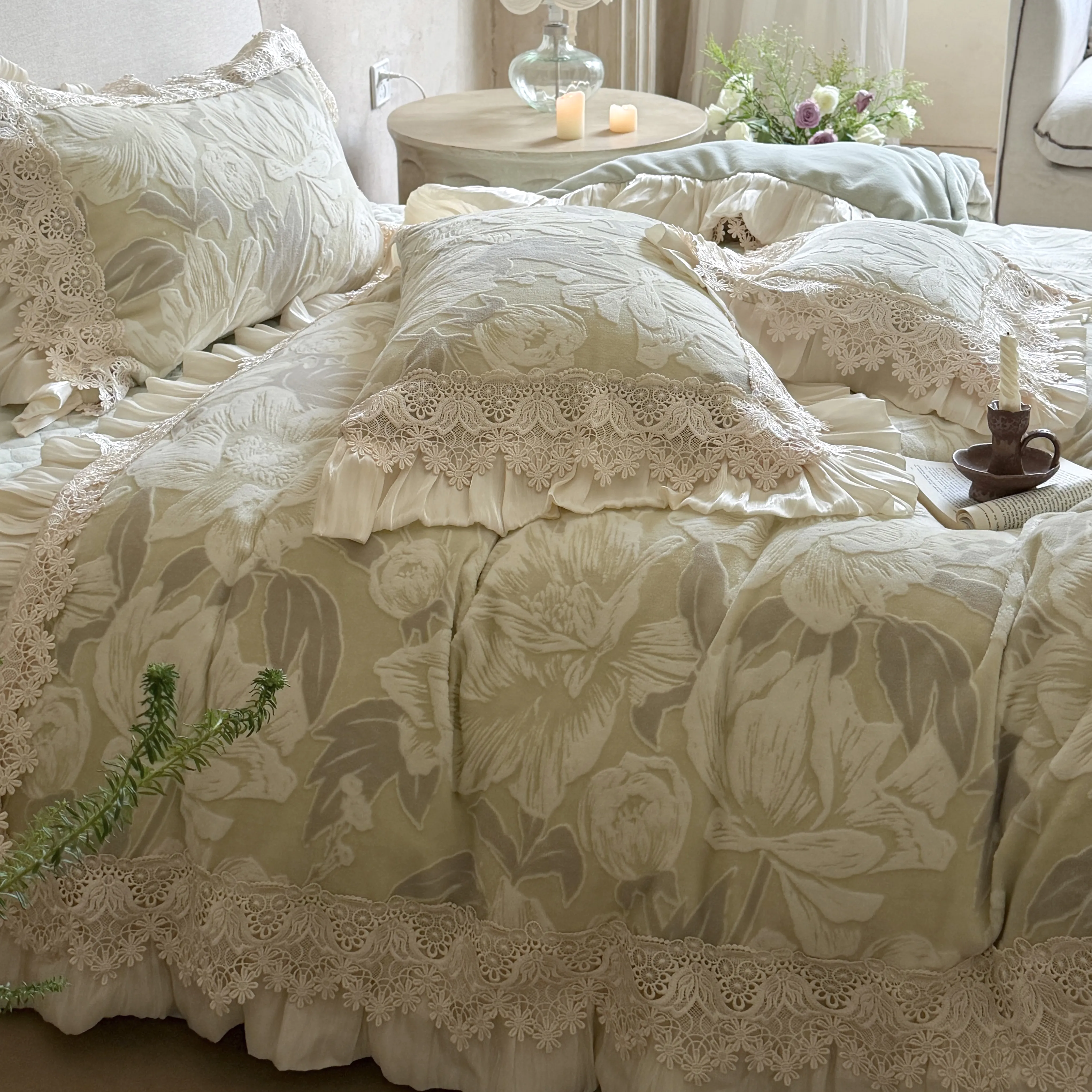 Retro Palace Style Soft Green Embossed Peony Carved Velvet Duvet Cover Set07 Retro Palace Style Soft Green Embossed Peony Carved Velvet Duvet Cover Set07