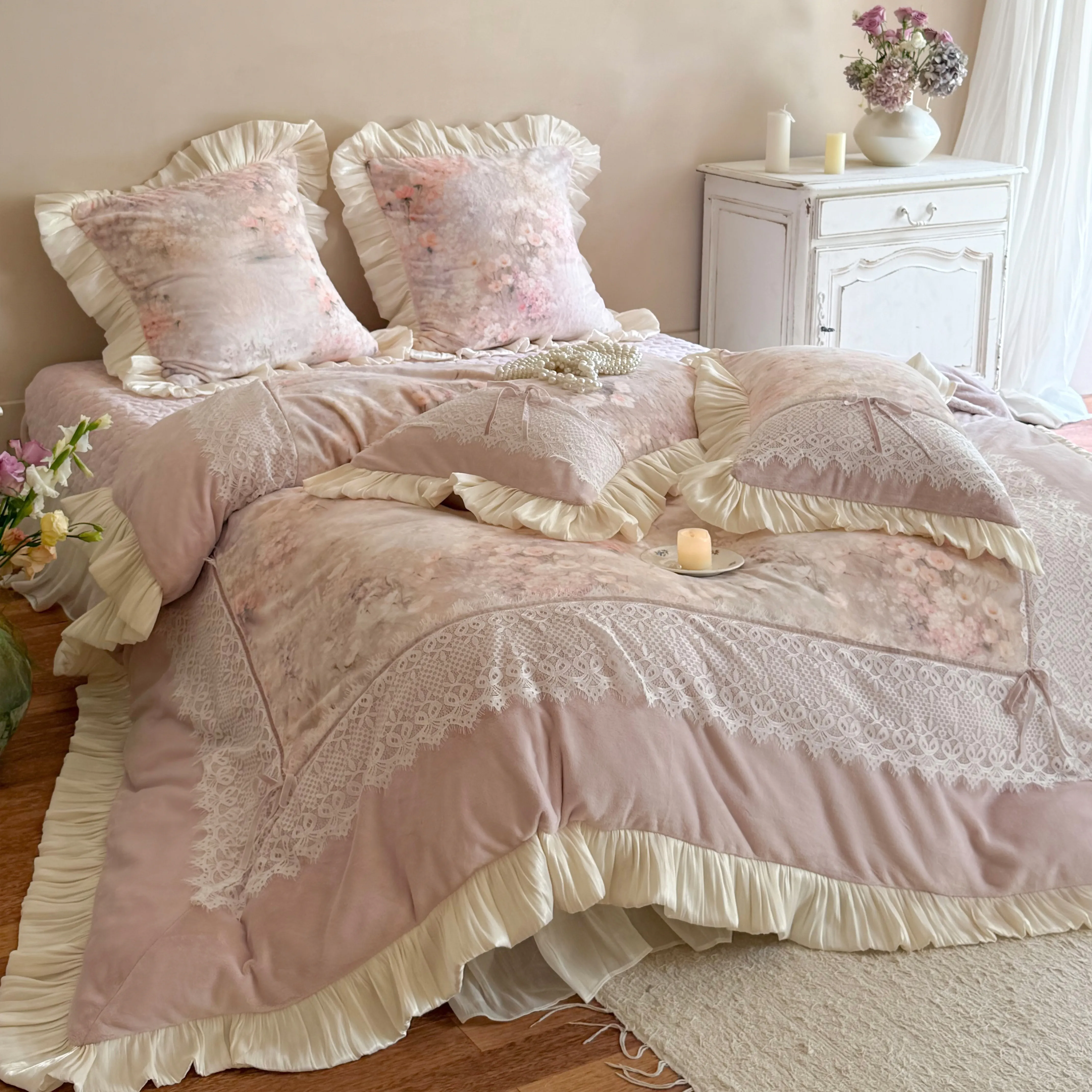 Romantic Cottagecore Floral Print Lace Ruffle Edge Warm Fleece Bedding Set02